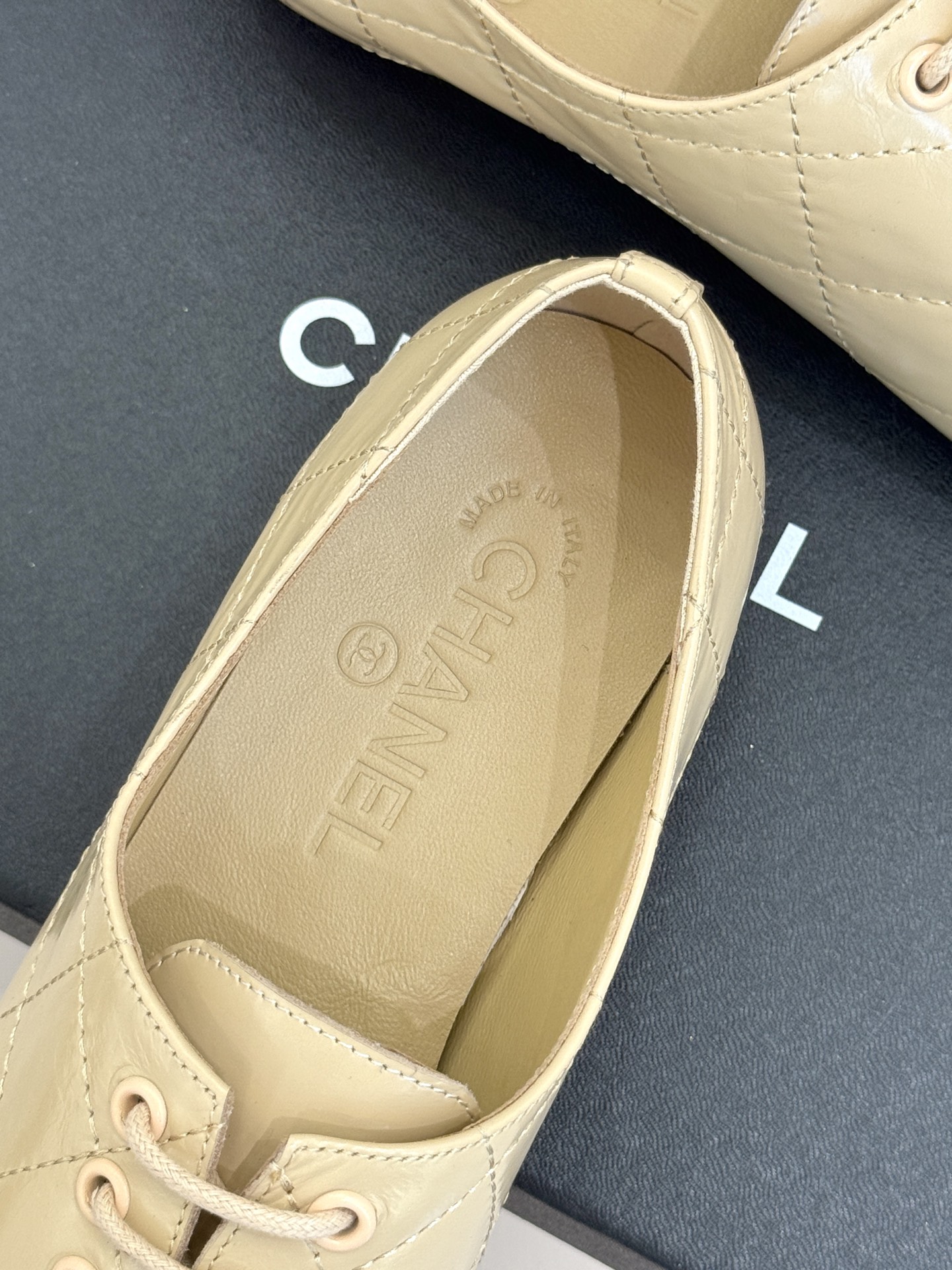 CHANE*｜小香经典双C中古芭蕾舞鞋小皮鞋标志性的大双C logo夺目而精致诉说着品牌百年的传奇历史与