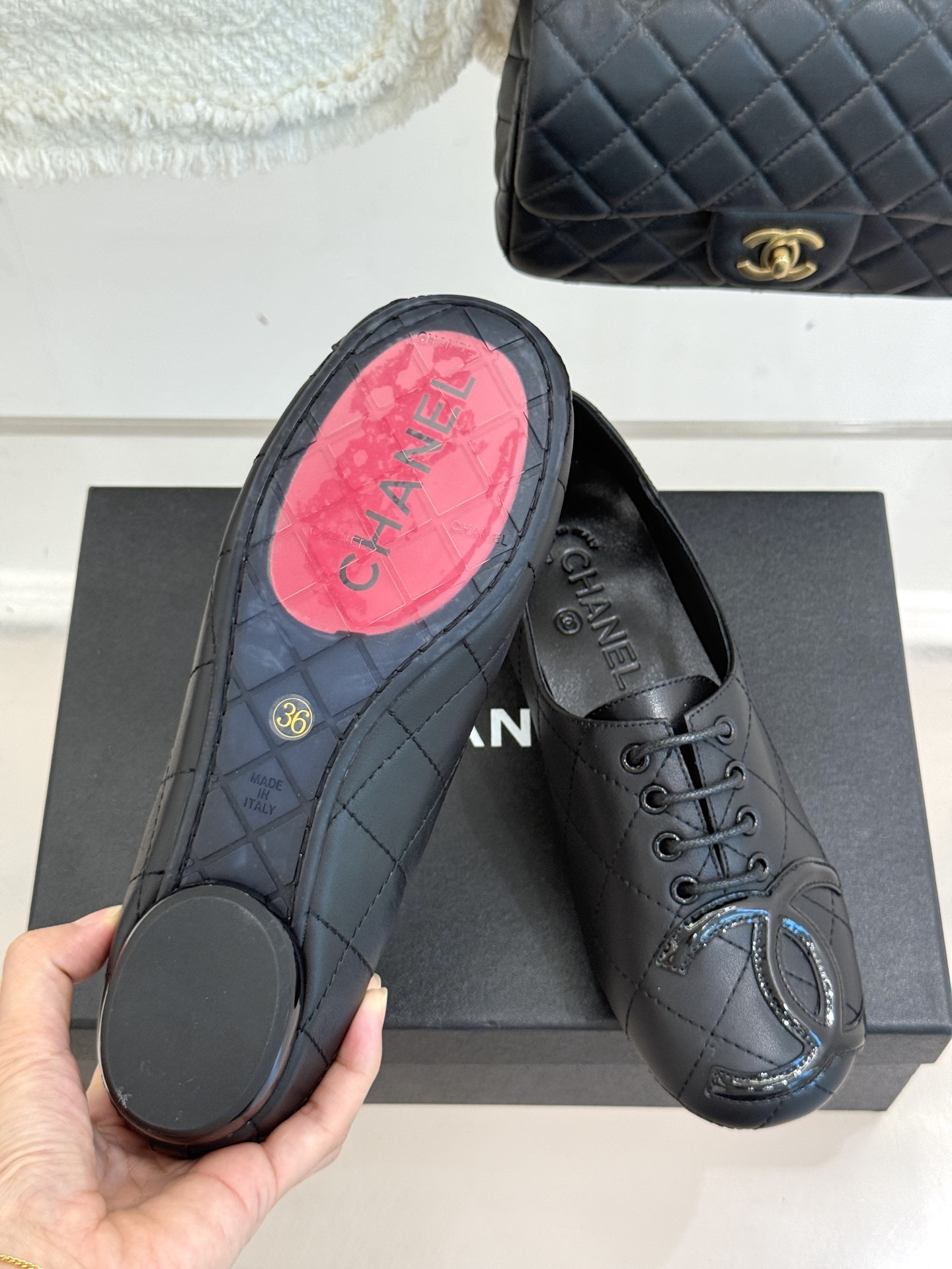 CHANE*｜小香经典双C中古芭蕾舞鞋小皮鞋标志性的大双C logo夺目而精致诉说着品牌百年的传奇历史与