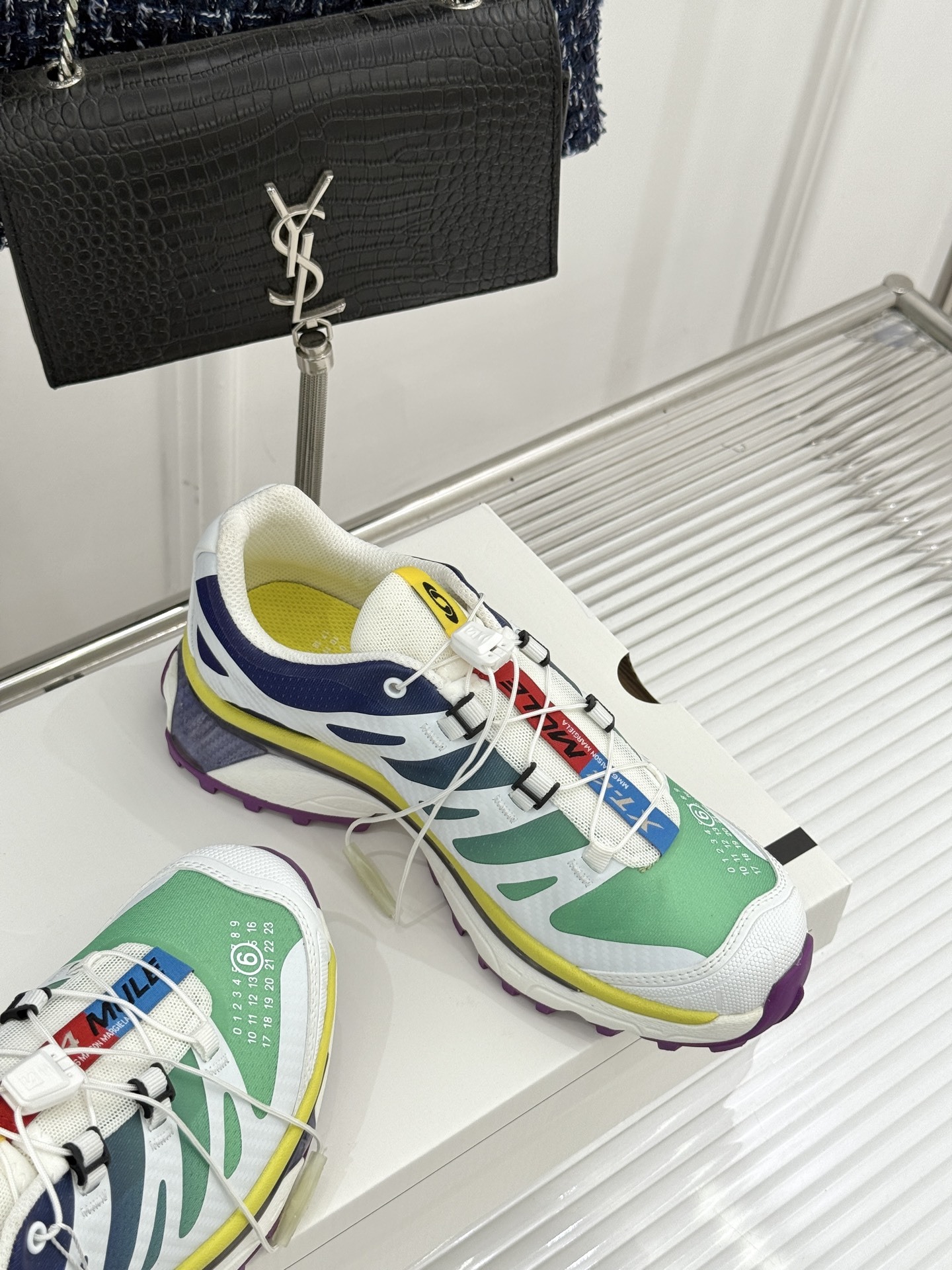 SALOMON x MM6 XT-4 mule情侣款机能休闲运动鞋自从入手它 我鞋柜里其他鞋都失宠了。这