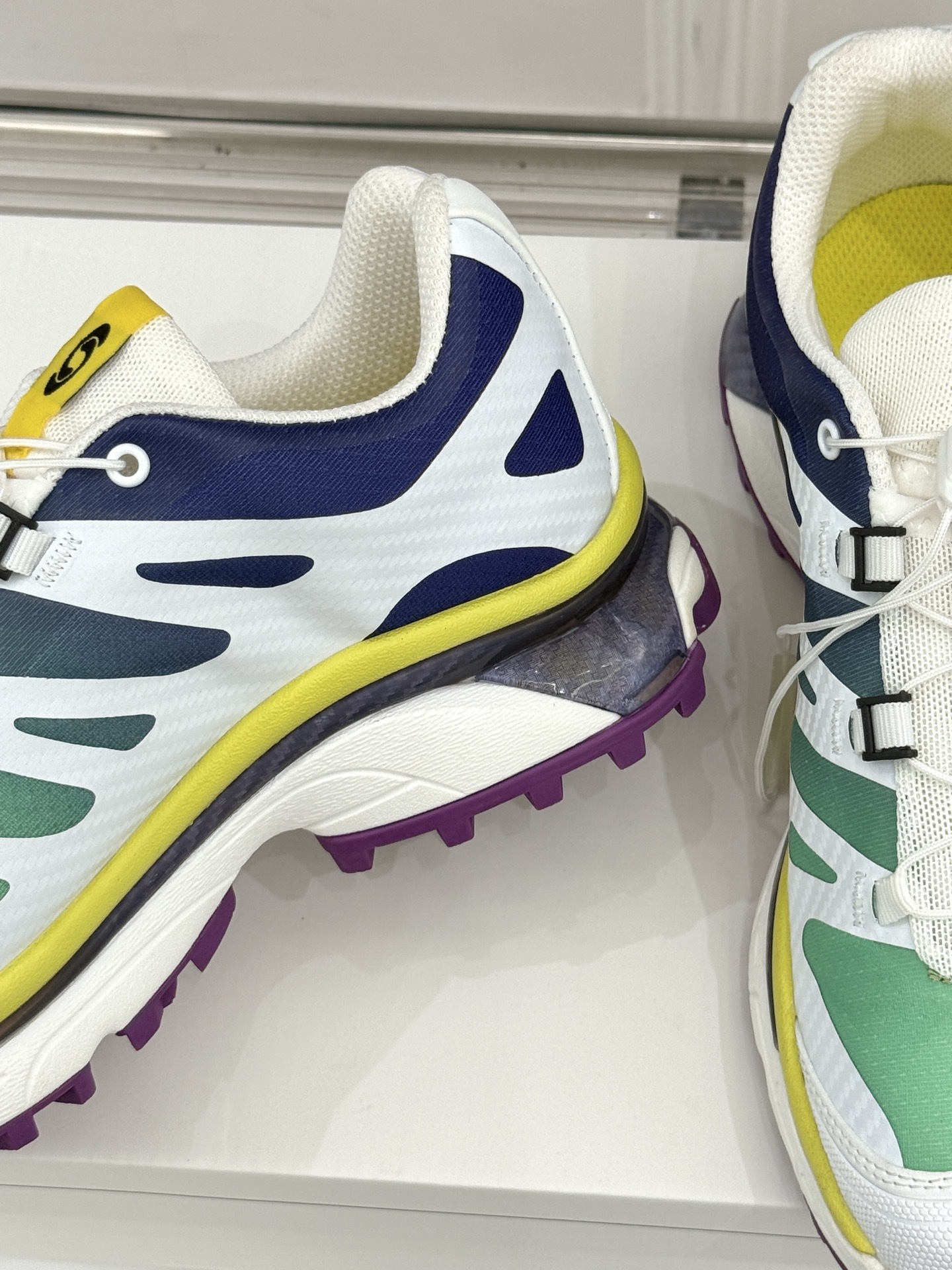 SALOMON x MM6 XT-4 mule情侣款机能休闲运动鞋自从入手它 我鞋柜里其他鞋都失宠了。这