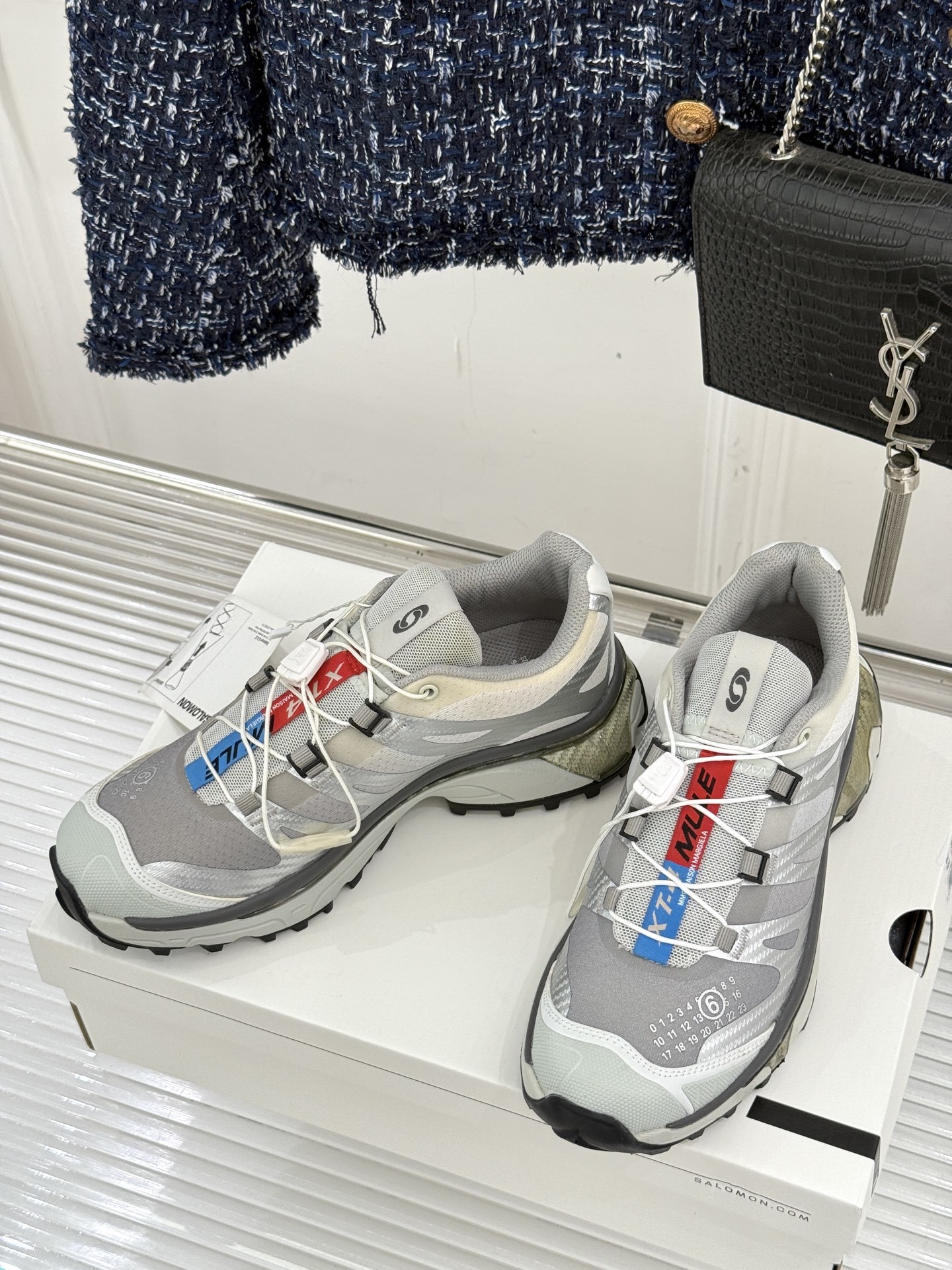 SALOMON x MM6 XT-4 mule情侣款机能休闲运动鞋自从入手它 我鞋柜里其他鞋都失宠了。这
