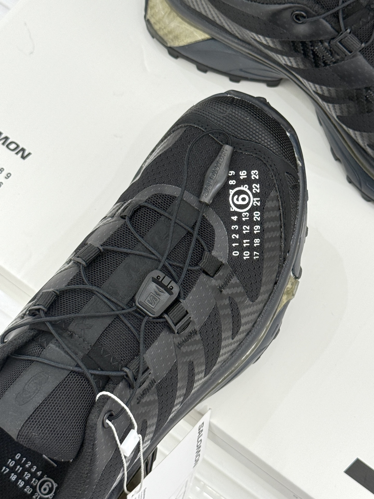 SALOMON x MM6 XT-4 mule情侣款机能休闲运动鞋自从入手它 我鞋柜里其他鞋都失宠了。这