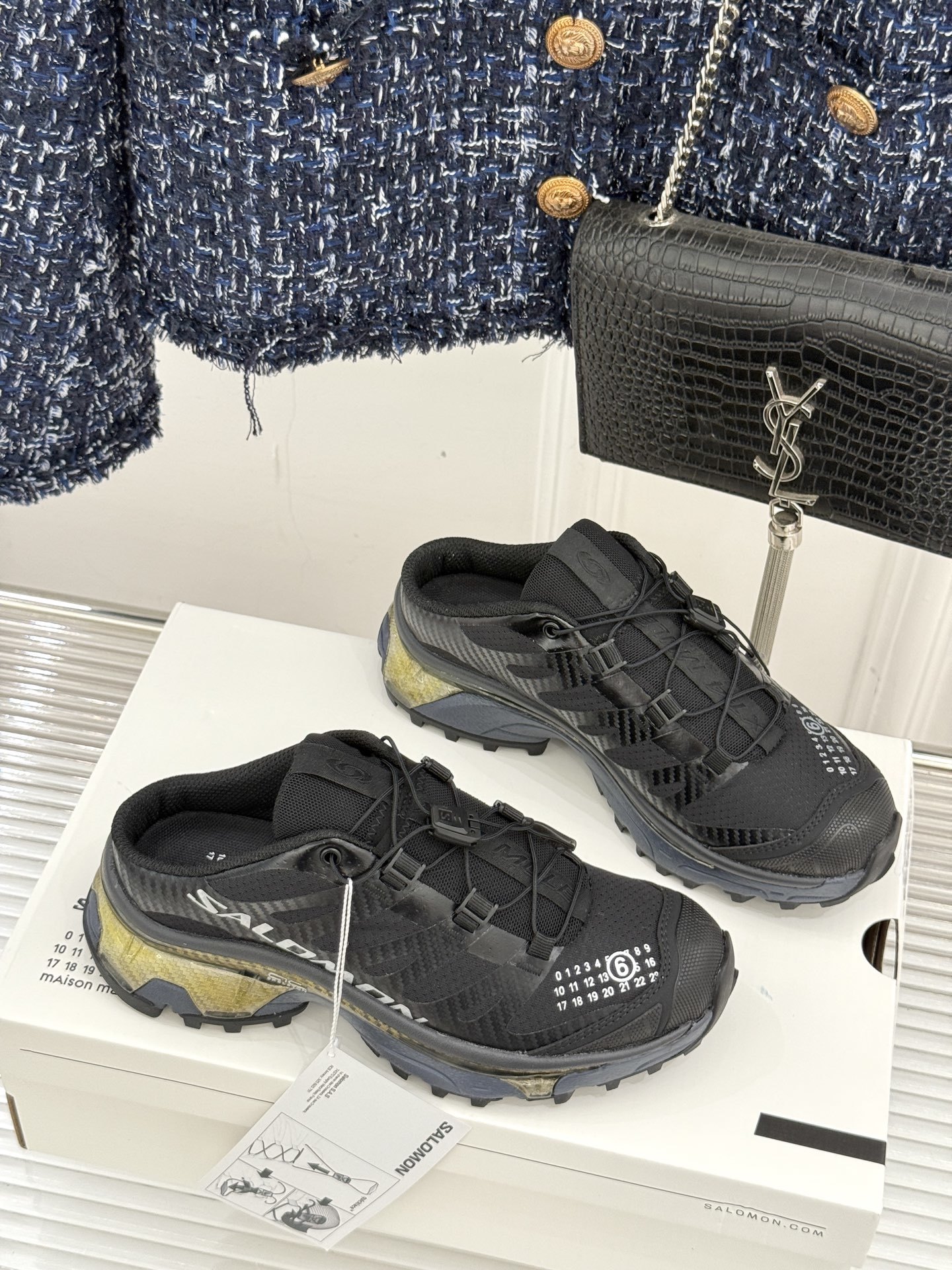 SALOMON x MM6 XT-4 mule情侣款机能休闲运动鞋自从入手它 我鞋柜里其他鞋都失宠了。这