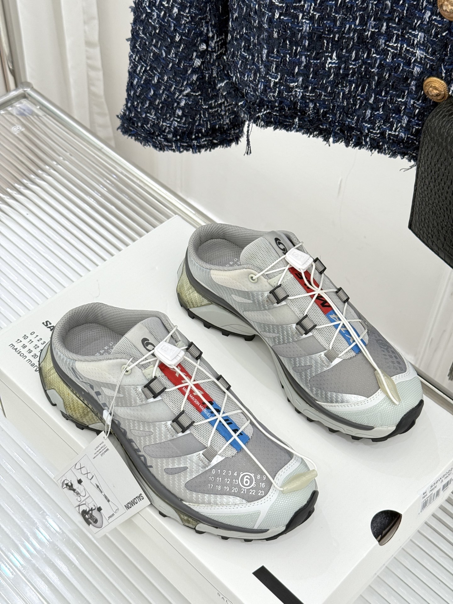 SALOMON x MM6 XT-4 mule情侣款机能休闲运动鞋自从入手它 我鞋柜里其他鞋都失宠了。这