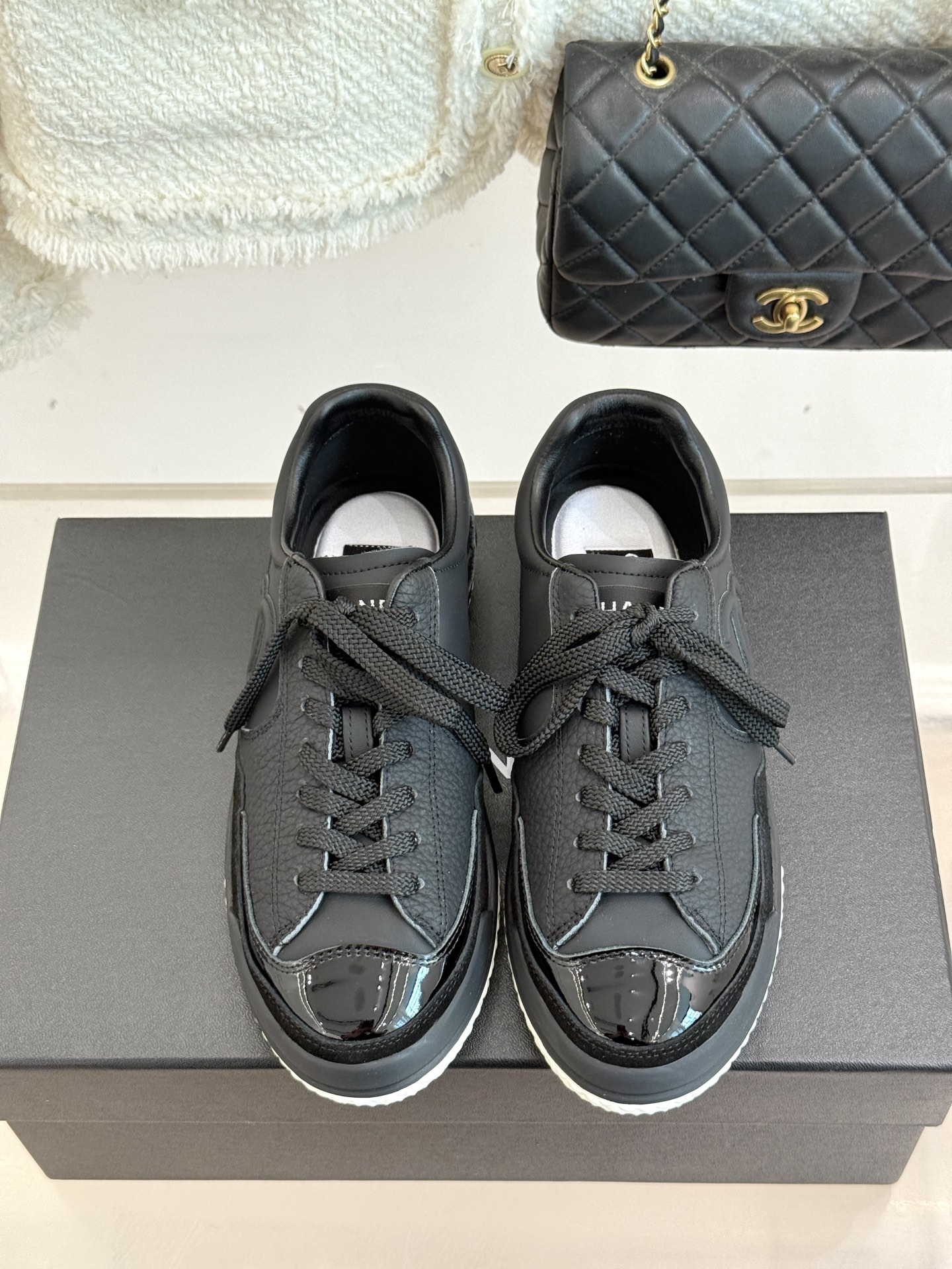 Chanel Women's Black Leather CC Logo Lace-Up Sneakers Size 35-39 5 i1757354065828 2023 0 3