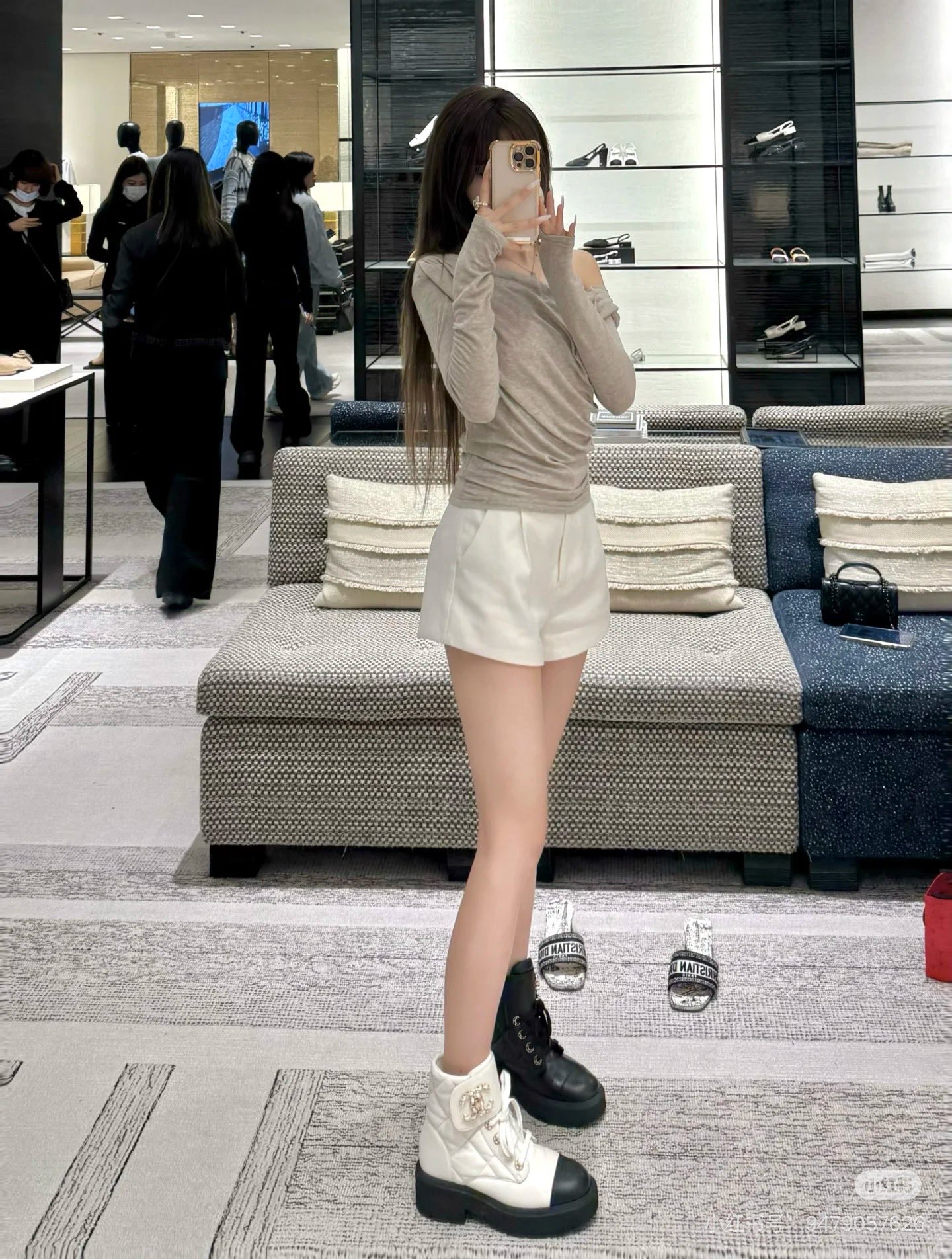 NO:537097,Footwear demonstration pictures, boots, boots19860909上脚示范图,靴子,boots,Women's Shoes