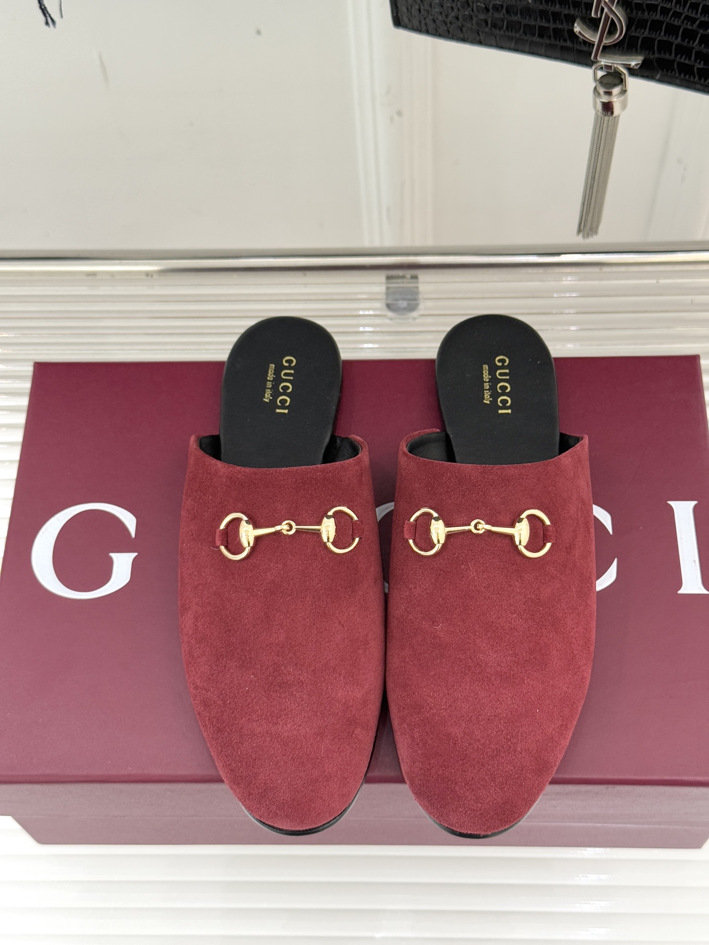 Gucci/古驰25WF新品老花马衔扣半拖 一脚蹬的自在 被G家马衔扣半拖轻松拿捏。标志性马衔扣搭配老花