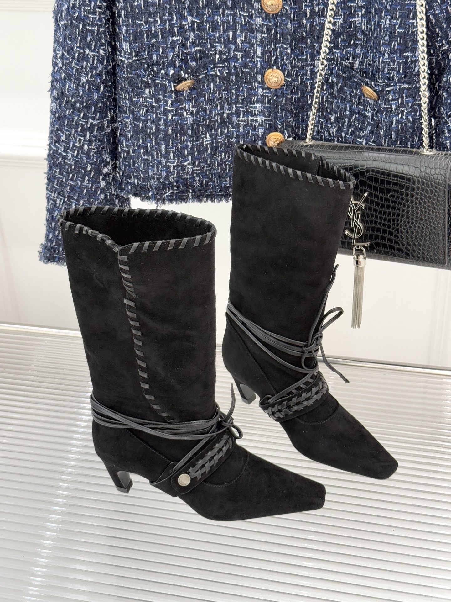 Cello Sonata 25WF新品编织绑带复古猫跟堆堆靴当编织的肌理碰撞复古堆堆靴型这款短靴便成了秋