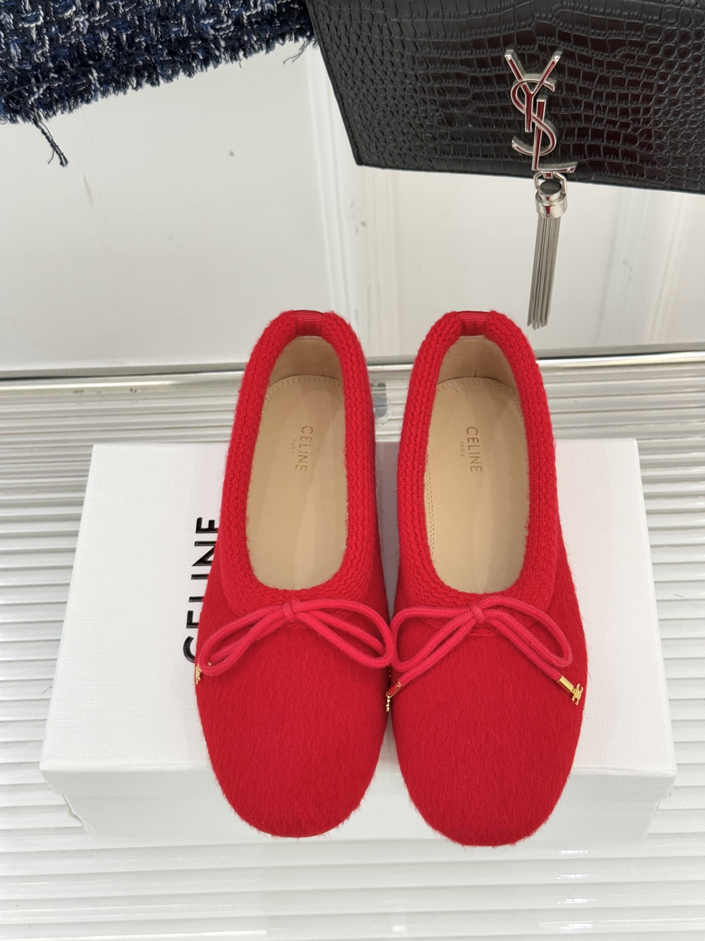 Celine /塞琳25WF新品蝴蝶结针织毛毛平底芭蕾舞鞋当芭蕾美学的灵动邂逅布尔乔亚风的慵懒精致这双芭
