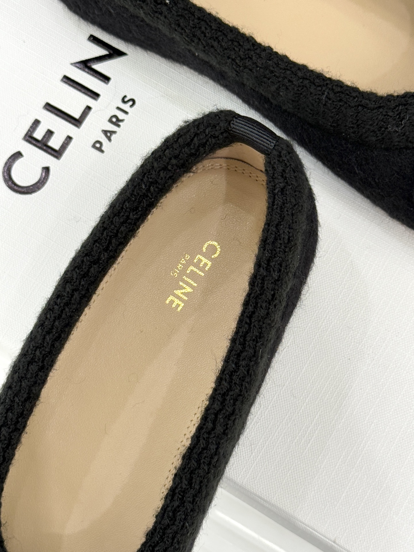 Celine /塞琳25WF新品蝴蝶结针织毛毛平底芭蕾舞鞋当芭蕾美学的灵动邂逅布尔乔亚风的慵懒精致这双芭
