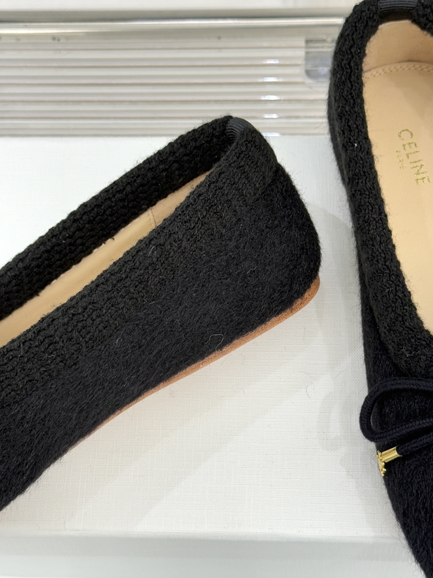 Celine /塞琳25WF新品蝴蝶结针织毛毛平底芭蕾舞鞋当芭蕾美学的灵动邂逅布尔乔亚风的慵懒精致这双芭