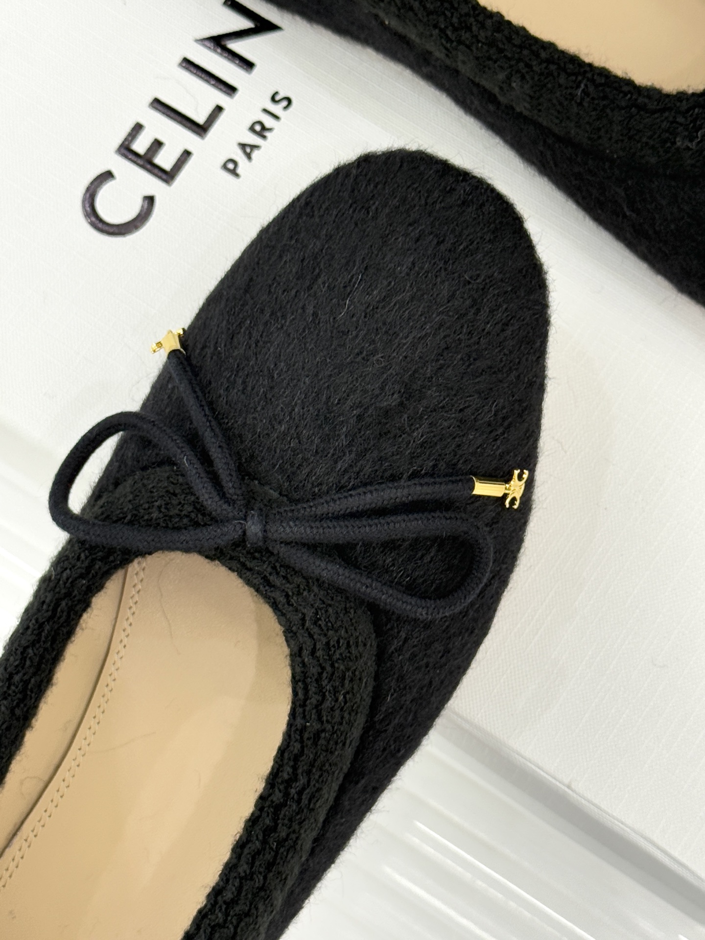 Celine /塞琳25WF新品蝴蝶结针织毛毛平底芭蕾舞鞋当芭蕾美学的灵动邂逅布尔乔亚风的慵懒精致这双芭