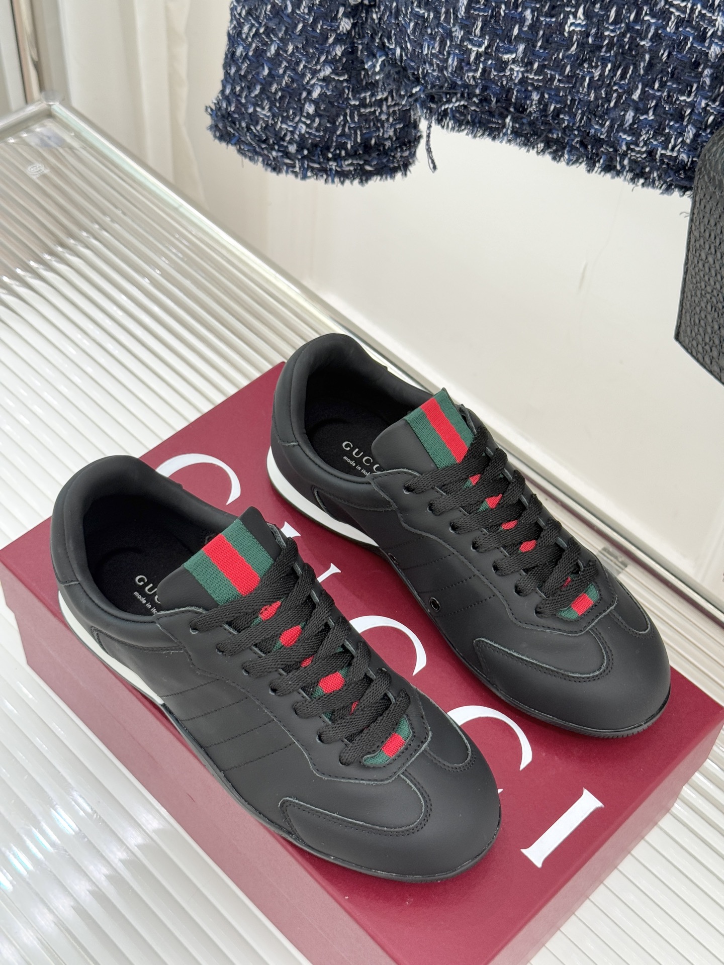 男码＋10Gucci/古驰25WF新品彩虹织带休闲德训鞋当70年代运动基因遇上大胆色彩表达这款休闲德训鞋