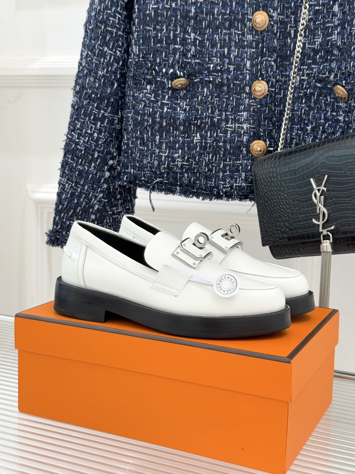 （配原版飞机盒）Hermès/爱马仕25WF新品Kelly扣复古厚底乐福鞋 当传奇Kelly扣邂逅复古厚