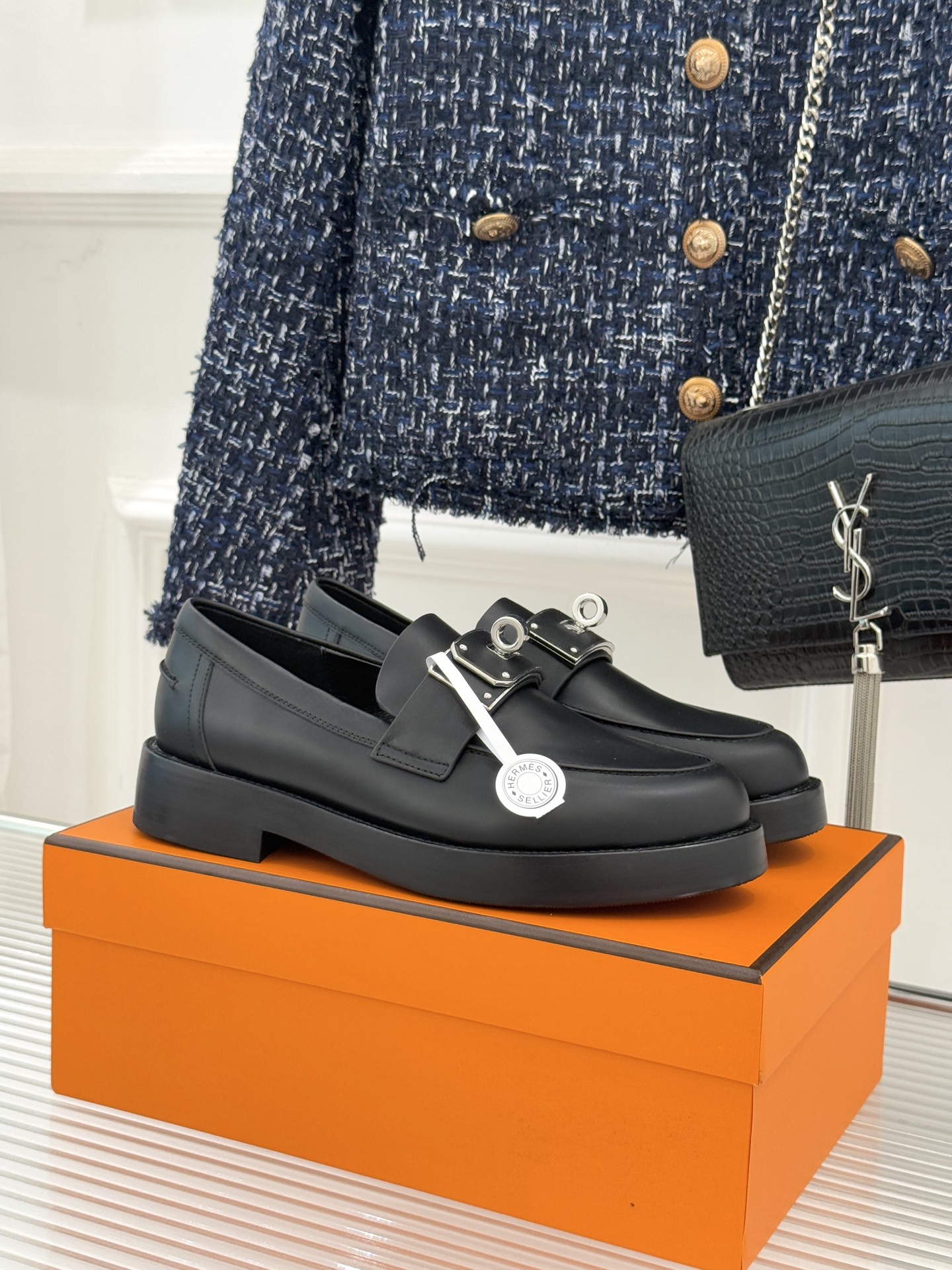 （配原版飞机盒）Hermès/爱马仕25WF新品Kelly扣复古厚底乐福鞋 当传奇Kelly扣邂逅复古厚