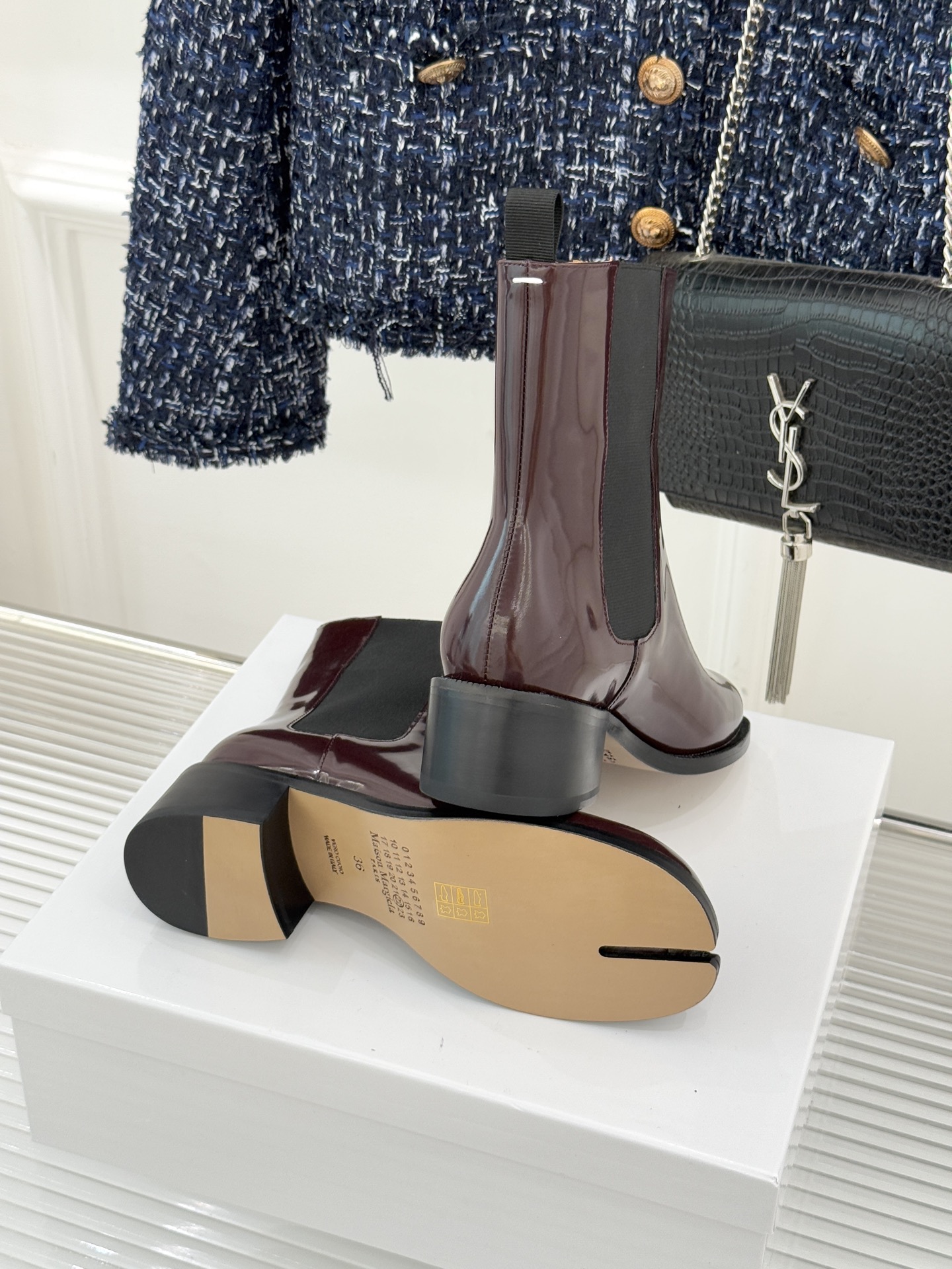 Maison Margiela｜MM625WF新品爆款tabi分趾切尔西短靴当哥特式建筑的凌厉线条邂逅东