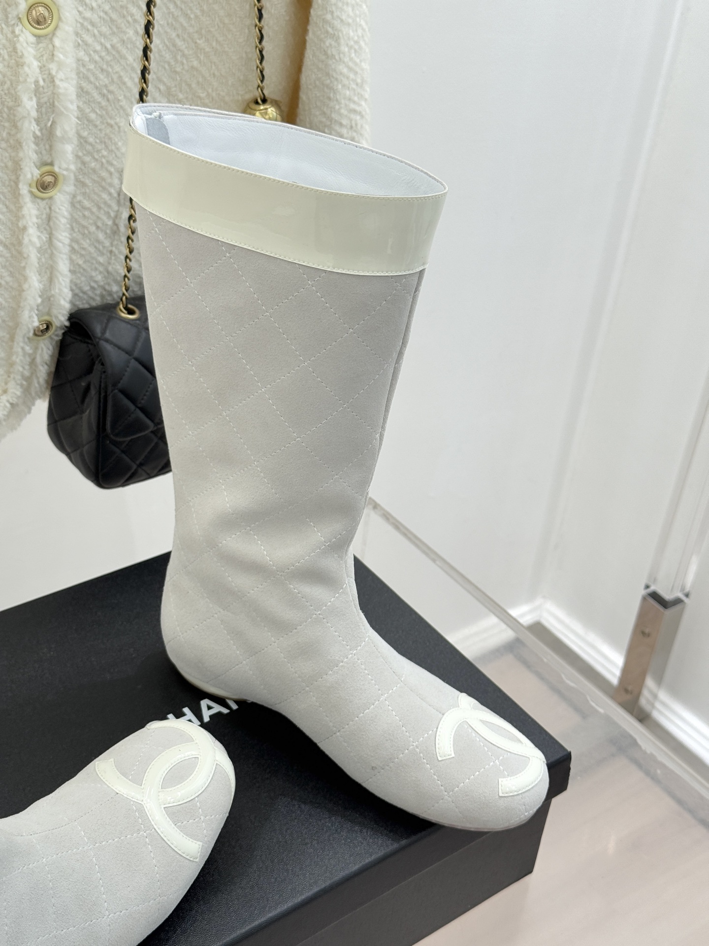 CHANE*｜小香经典大双C菱格中古中筒靴这双丽珍鞋 简直是时尚长河里的璀璨明珠它的设计极具辨识度 大双