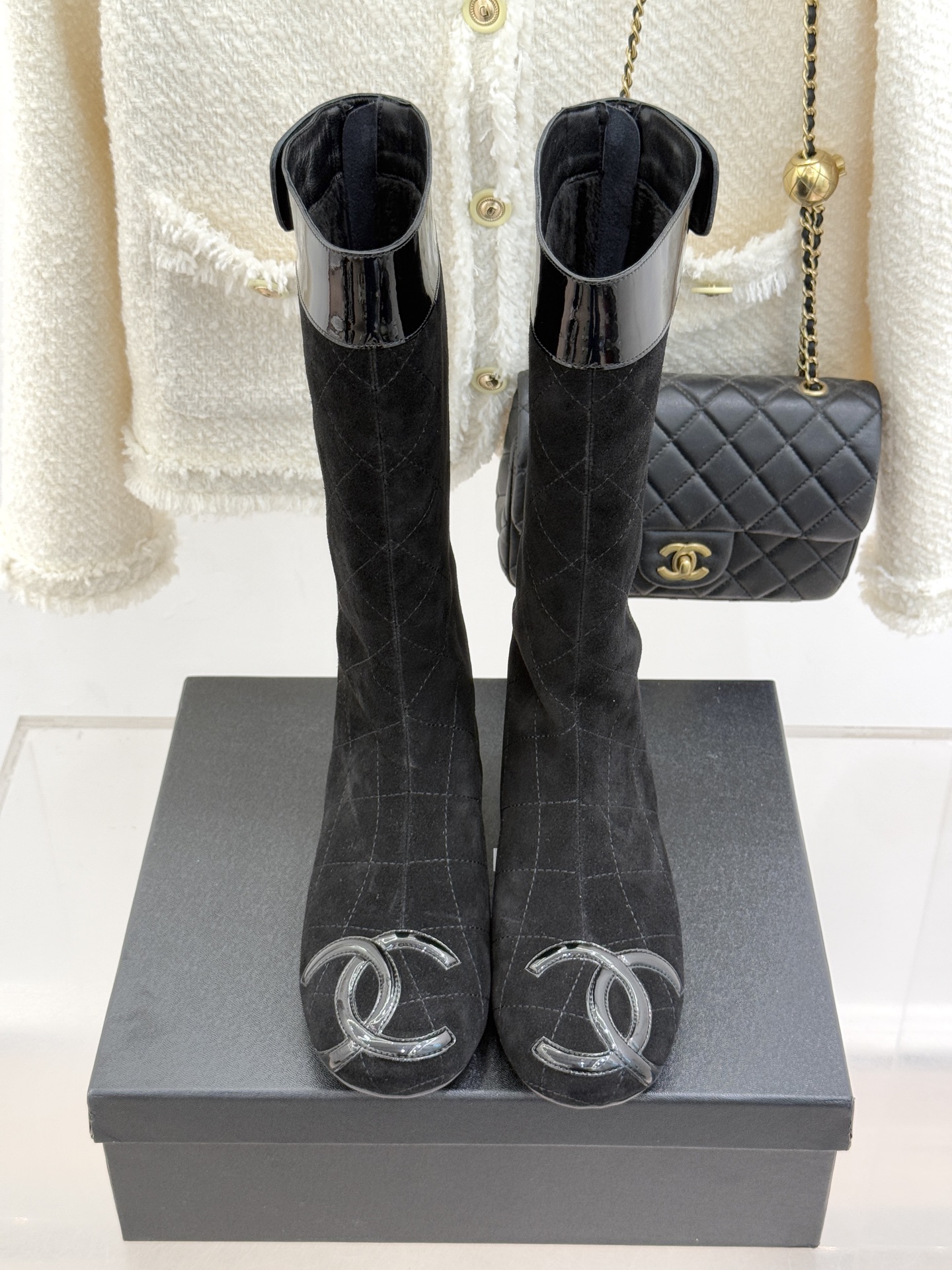 CHANE*｜小香经典大双C菱格中古中筒靴这双丽珍鞋 简直是时尚长河里的璀璨明珠它的设计极具辨识度 大双