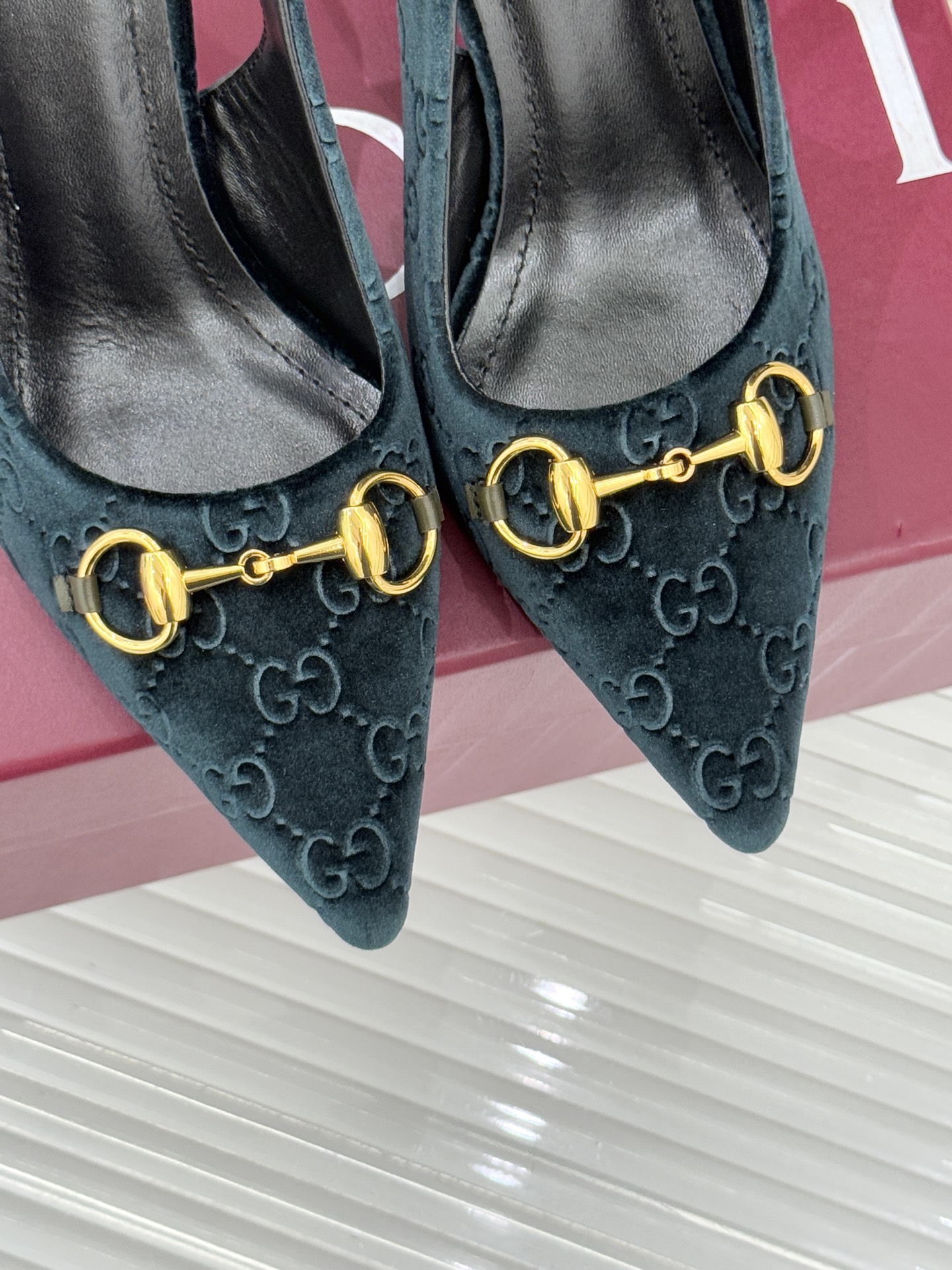 Gucci Horsebit Slingback Heels: Elegant Suede & Leather Pointed-Toe Sandals 8 i1762097752106 6014 0 6