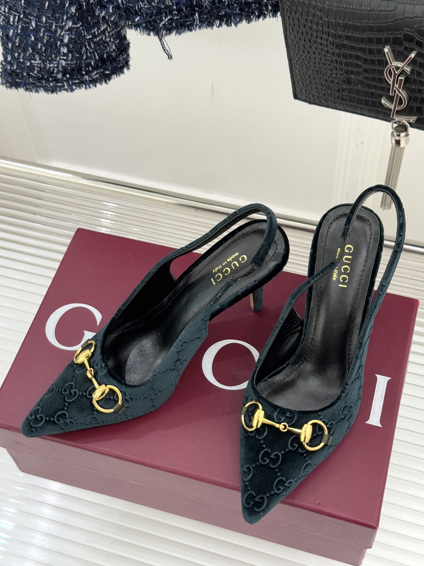Gucci Horsebit Slingback Heels: Elegant Suede & Leather Pointed-Toe Sandals 3 i1762097752152 9098 0 1