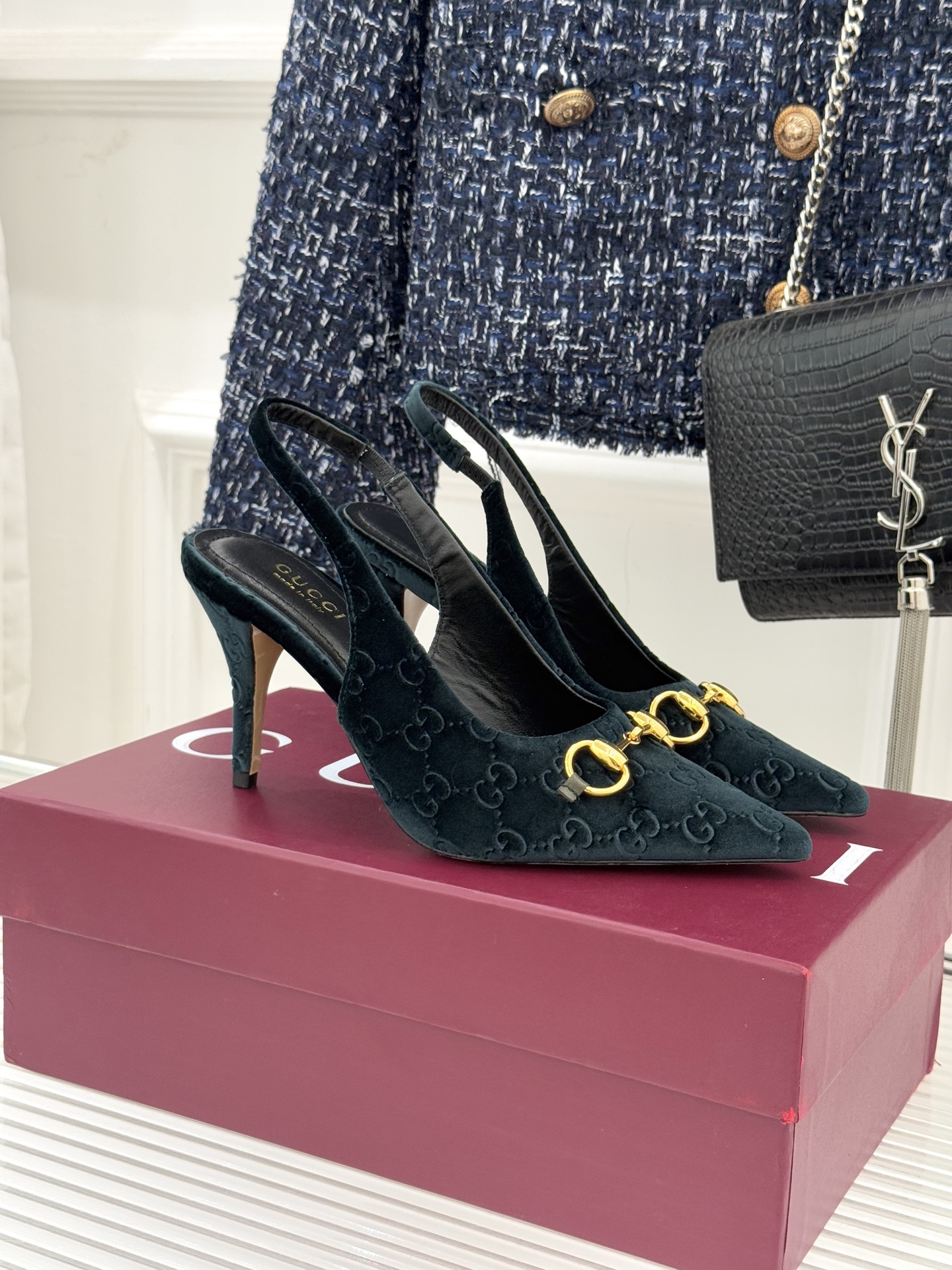 Gucci Horsebit Slingback Heels: Elegant Suede & Leather Pointed-Toe Sandals