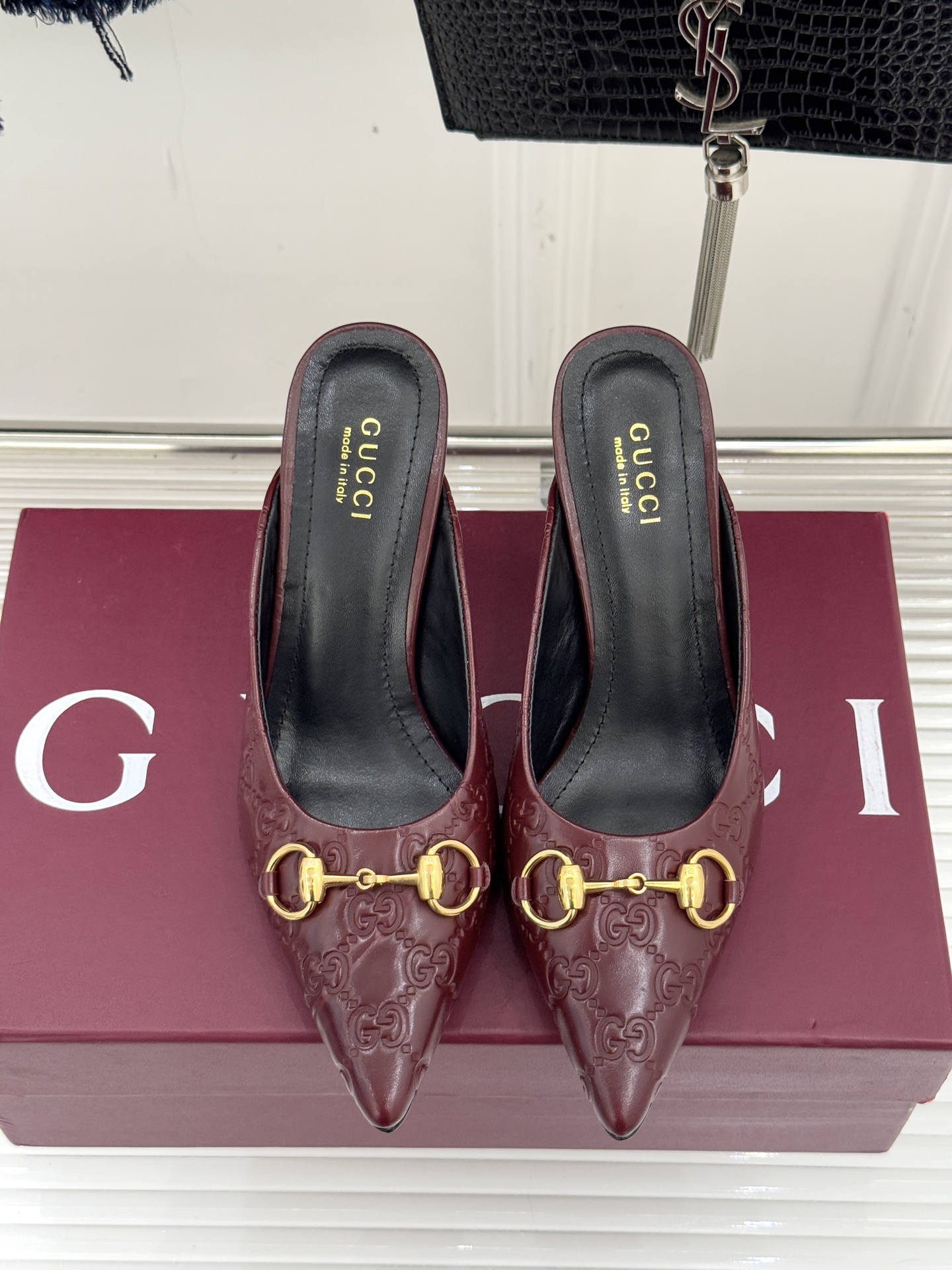 Gucci Women's Horsebit Pointed-Toe Slingback Heels Sandals 5 i1762097791053 3914 0 3