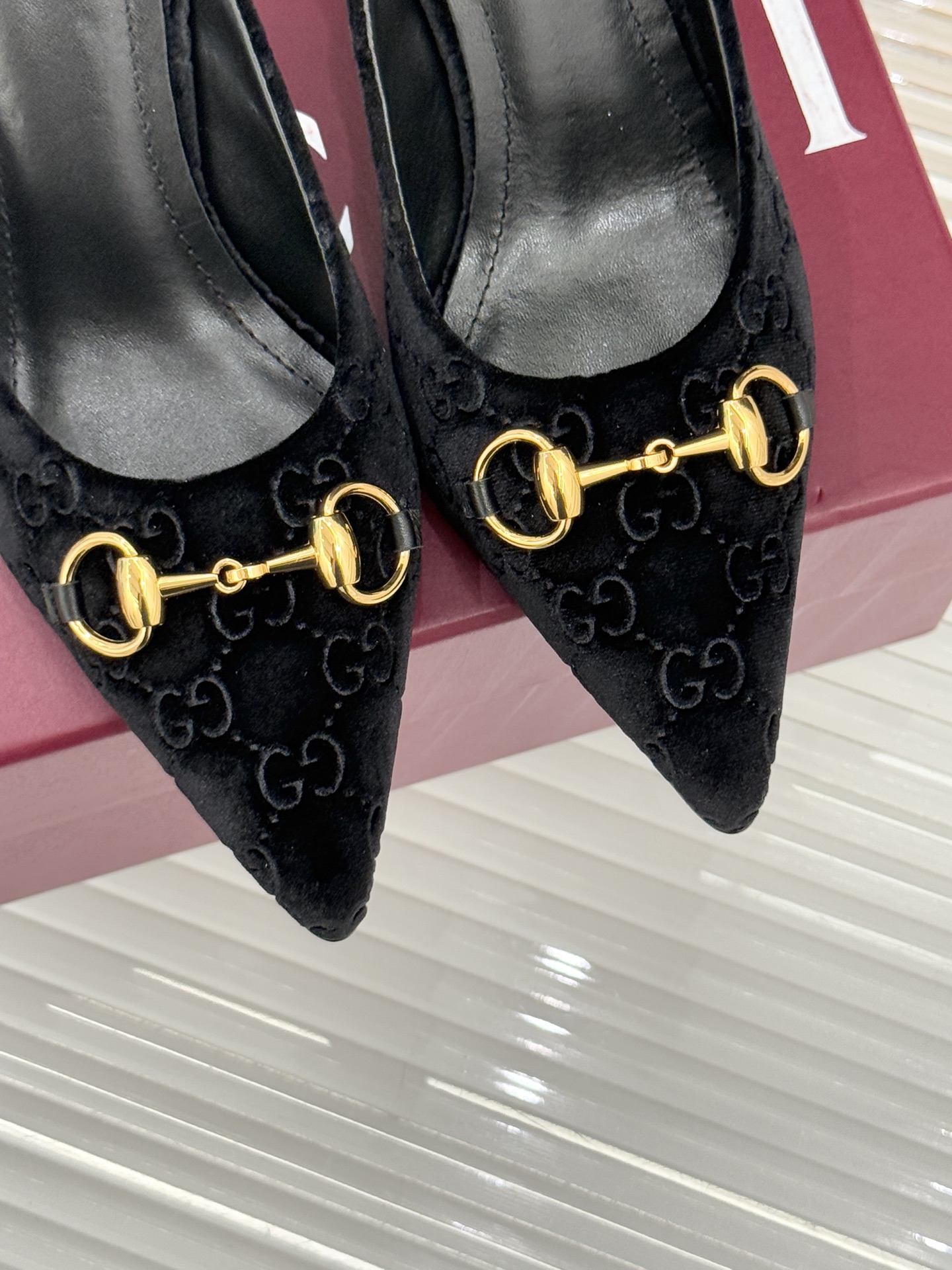 Gucci Horsebit Pointed-Toe Heeled Sandals: Luxurious Suede & Leather, Size 35-39 8 i1762097895424 2150 0 6