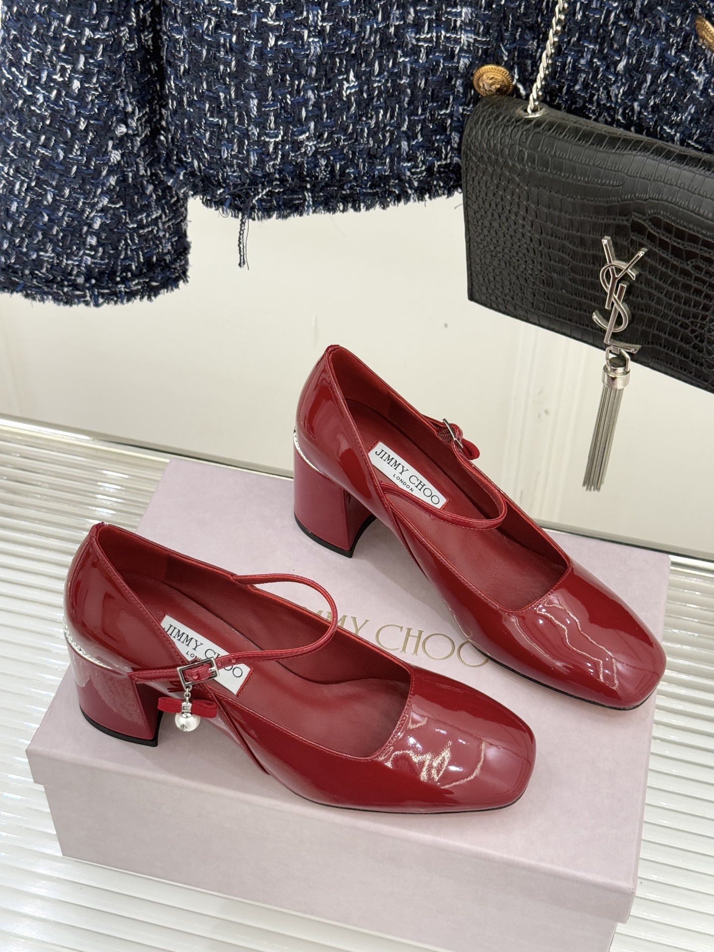 Jimmy Choo｜周仰杰经典珍珠粗跟玛丽珍单鞋JC家永恒经典之作 简约设计‼️满满的少女风 既摩登又