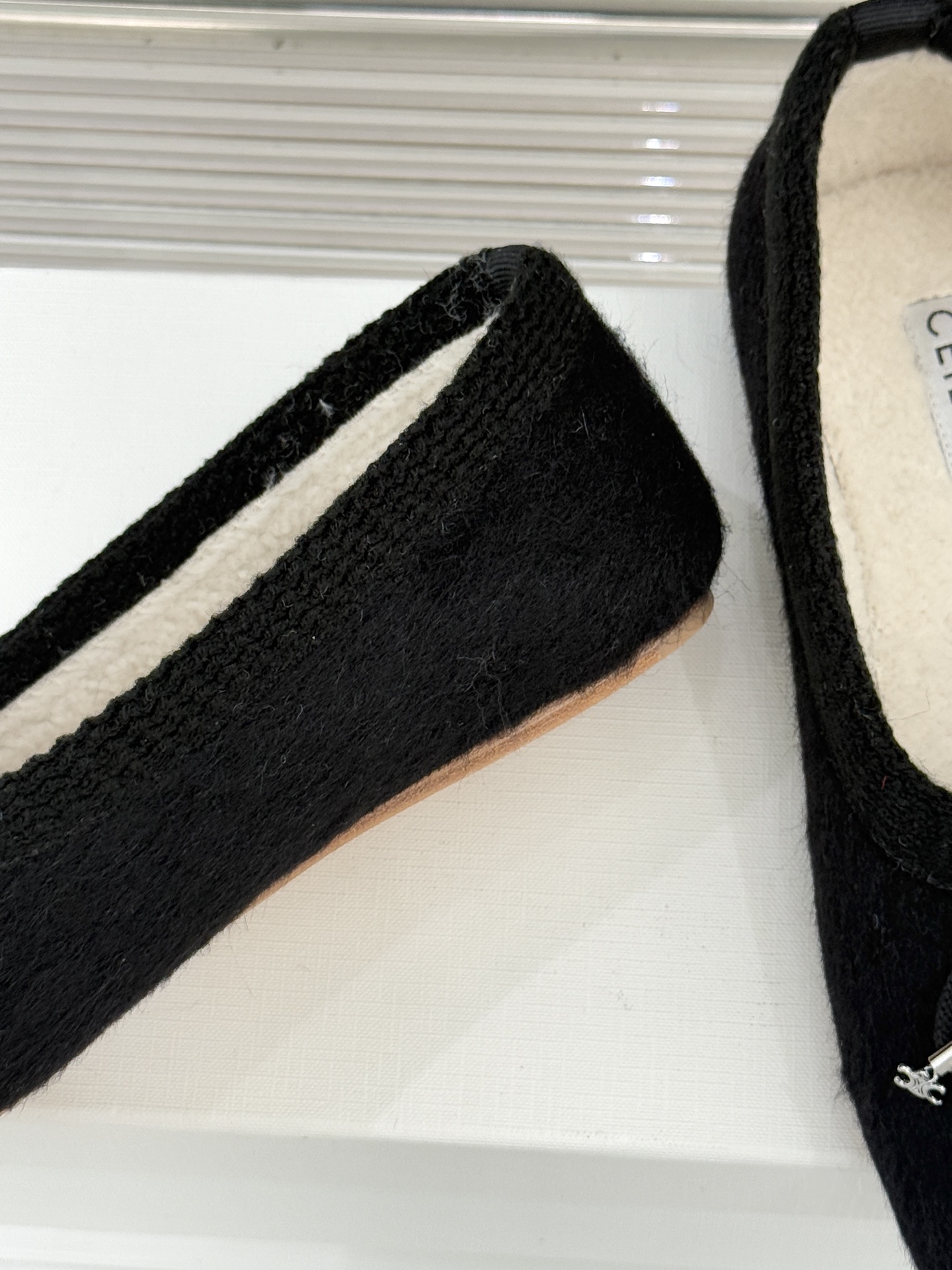 Celine /塞琳25WF新品蝴蝶结针织毛毛平底芭蕾舞鞋当芭蕾美学的灵动邂逅布尔乔亚风的慵懒精致这双芭