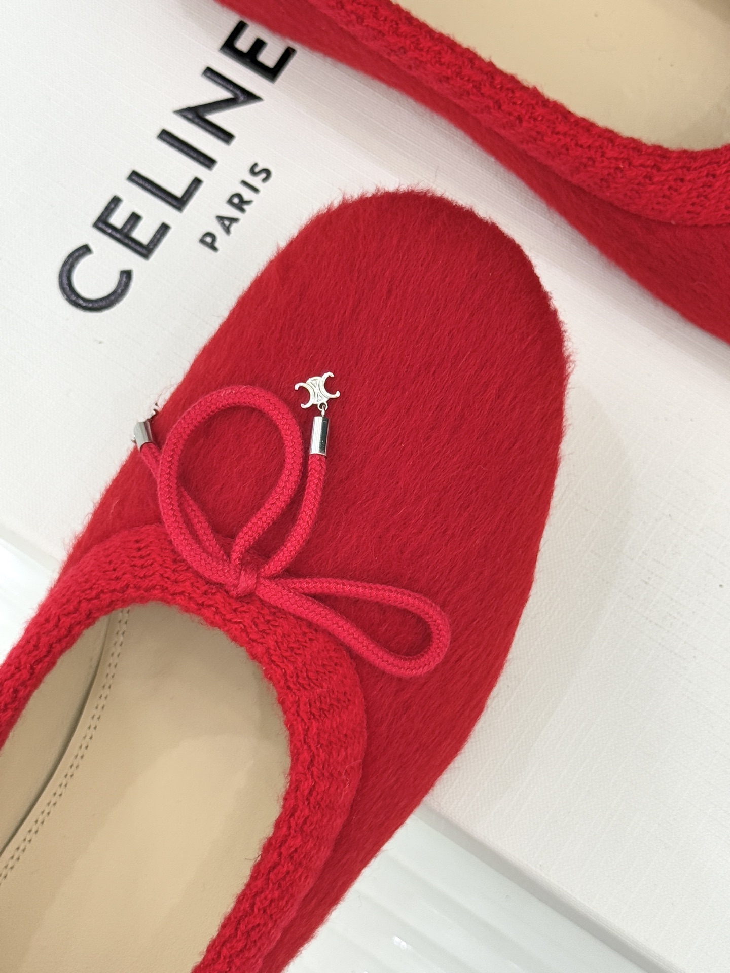 Celine /塞琳25WF新品蝴蝶结针织毛毛平底芭蕾舞鞋当芭蕾美学的灵动邂逅布尔乔亚风的慵懒精致这双芭