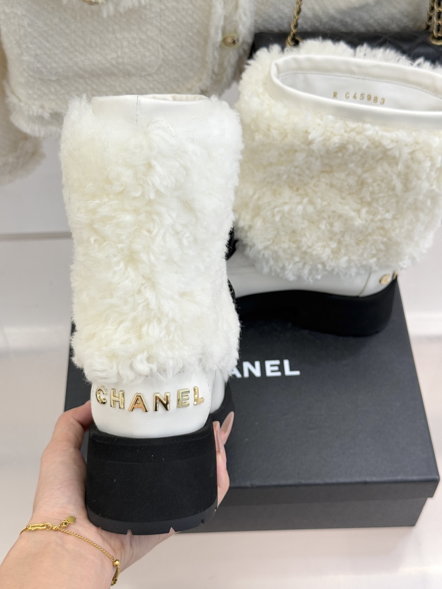 CHANE*｜小香25N Coco Neige双C蝴蝶结拼色厚底雪地靴当圣莫里茨的初雪邂逅巴黎格调这款雪