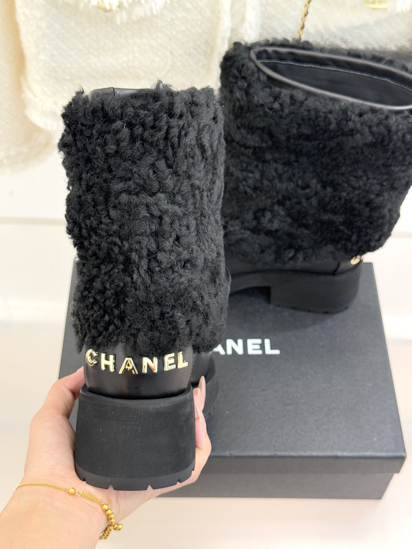 CHANE*｜小香25N Coco Neige双C蝴蝶结拼色厚底雪地靴当圣莫里茨的初雪邂逅巴黎格调这款雪