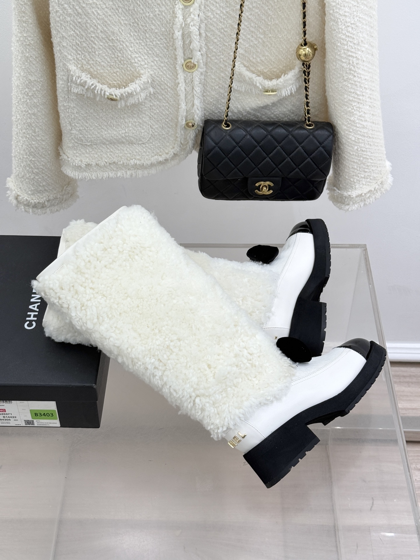 CHANE*｜小香25N Coco Neige双C蝴蝶结拼色厚底雪地靴当圣莫里茨的初雪邂逅巴黎格调这款雪