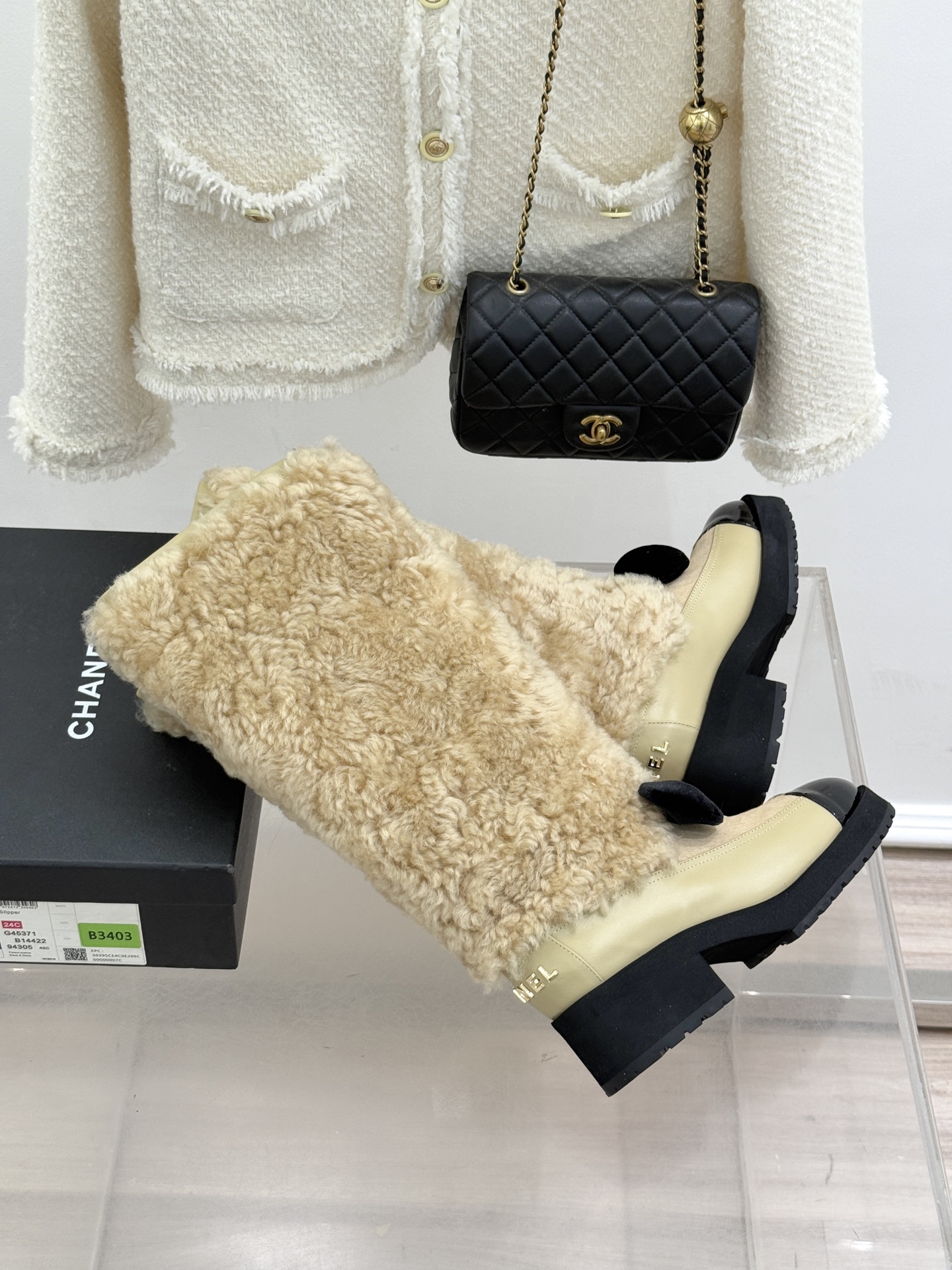 CHANE*｜小香25N Coco Neige双C蝴蝶结拼色厚底雪地靴当圣莫里茨的初雪邂逅巴黎格调这款雪