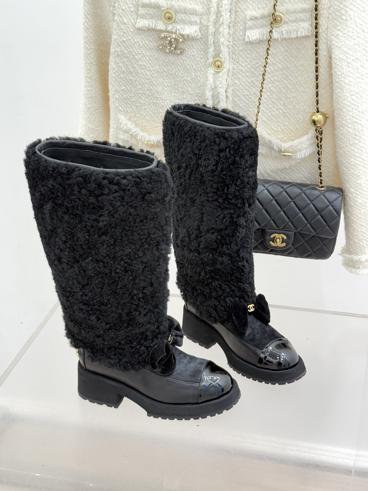 CHANE*｜小香25N Coco Neige双C蝴蝶结拼色厚底雪地靴当圣莫里茨的初雪邂逅巴黎格调这款雪