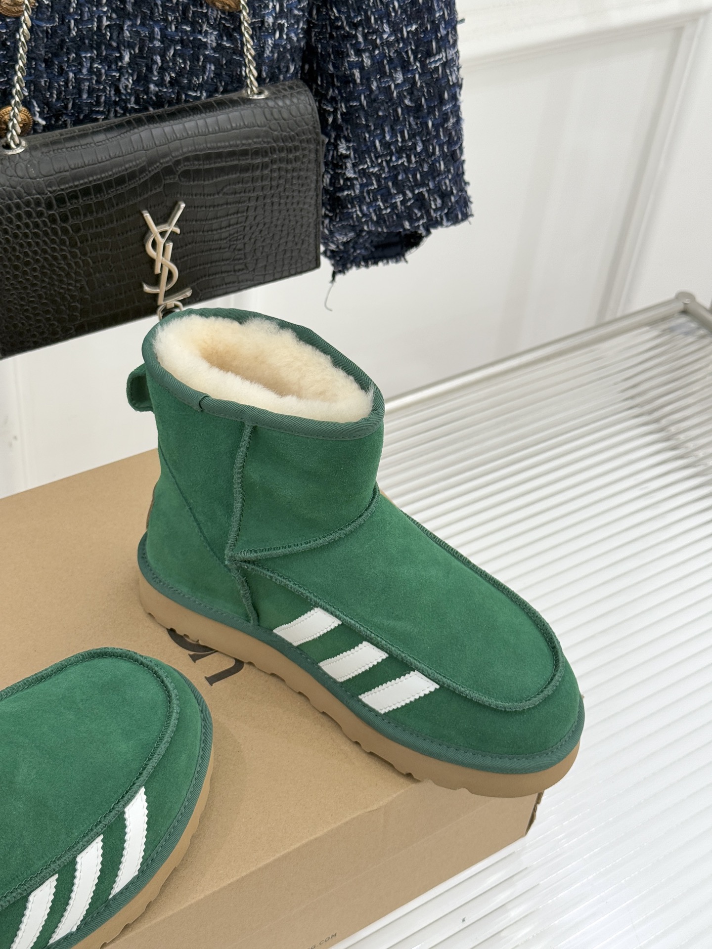 UGG X PUMA彪马联名款新品雪地靴当雪地靴界的保暖标杆UGG与运动领域的潮流先锋PUMA跨界相拥打