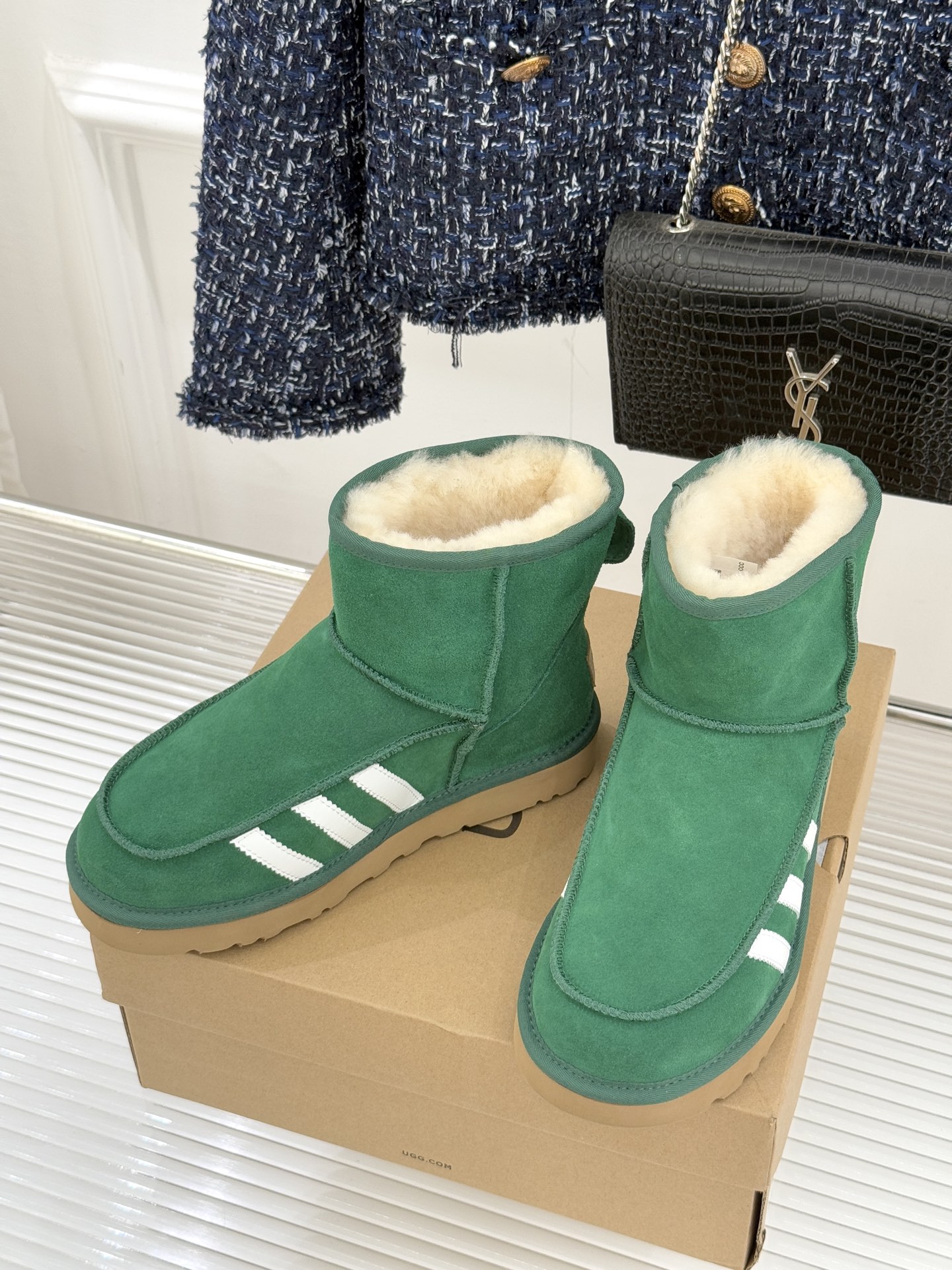 UGG X PUMA彪马联名款新品雪地靴当雪地靴界的保暖标杆UGG与运动领域的潮流先锋PUMA跨界相拥打