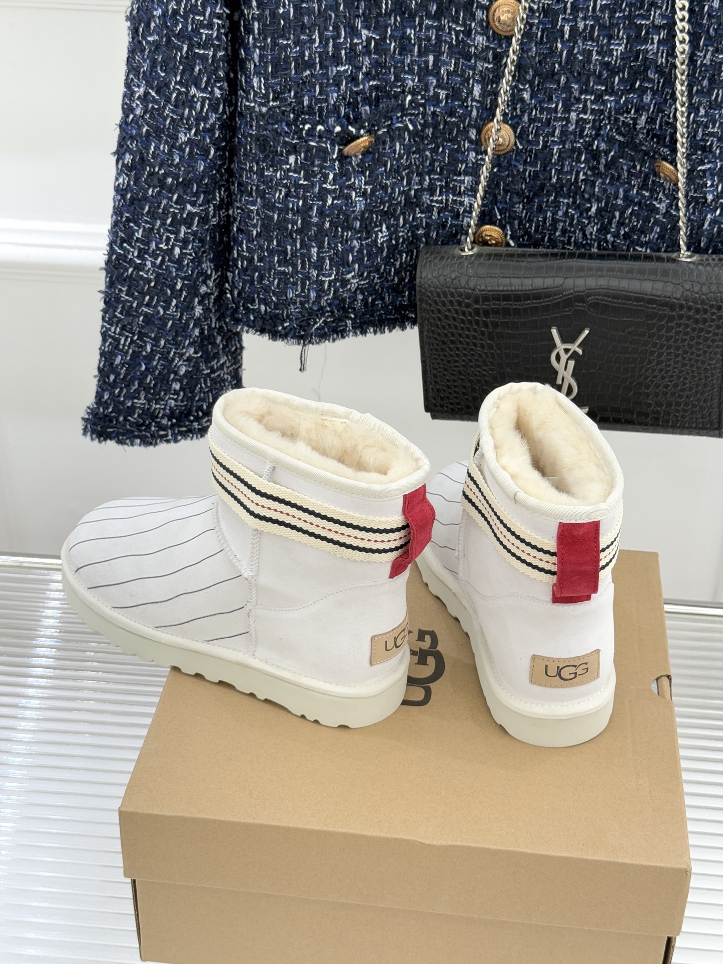 UGG X PUMA彪马联名款新品雪地靴当雪地靴界的保暖标杆UGG与运动领域的潮流先锋PUMA跨界相拥打