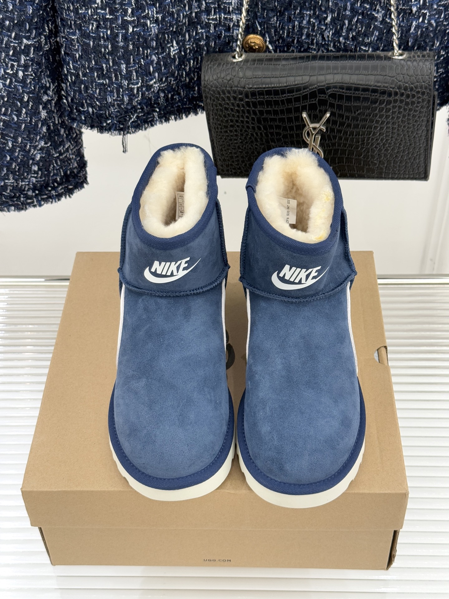 UGG X PUMA彪马联名款新品雪地靴当雪地靴界的保暖标杆UGG与运动领域的潮流先锋PUMA跨界相拥打