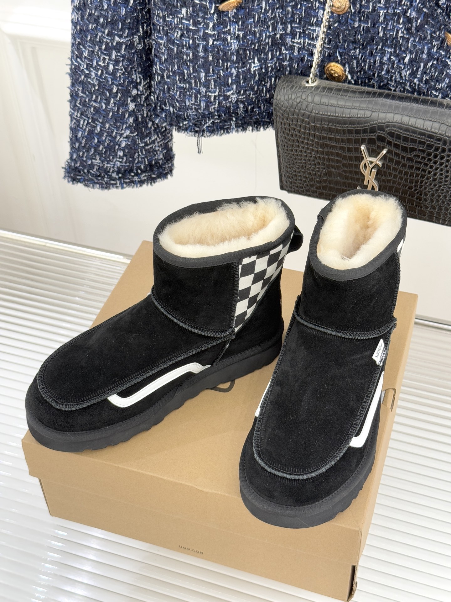 UGG X PUMA彪马联名款新品雪地靴当雪地靴界的保暖标杆UGG与运动领域的潮流先锋PUMA跨界相拥打