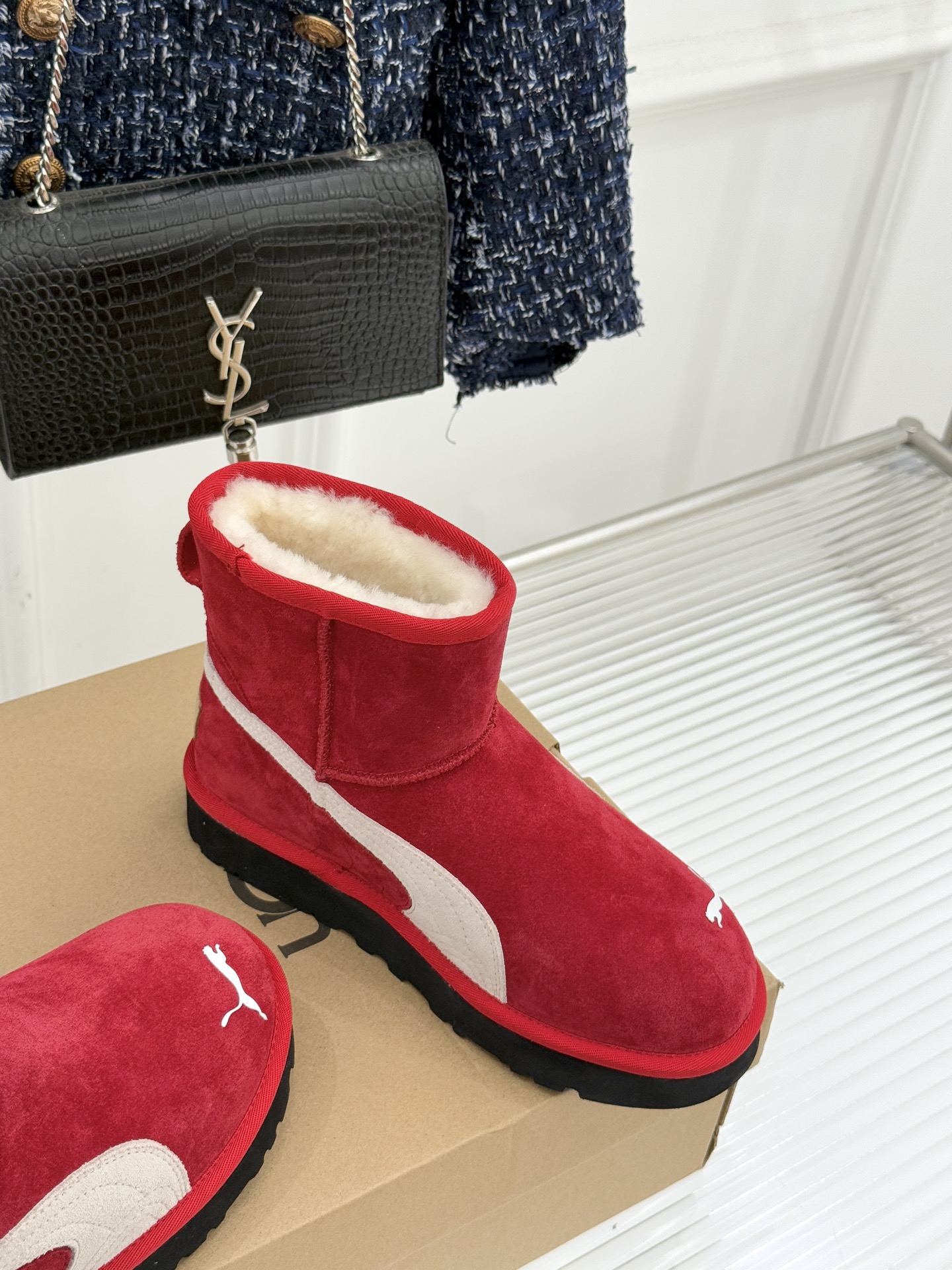 UGG X PUMA彪马联名款新品雪地靴当雪地靴界的保暖标杆UGG与运动领域的潮流先锋PUMA跨界相拥打