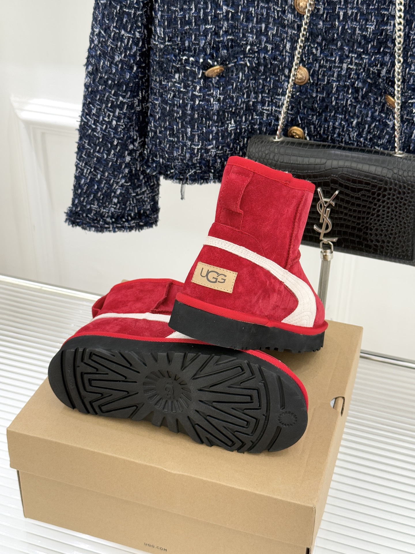 UGG X PUMA彪马联名款新品雪地靴当雪地靴界的保暖标杆UGG与运动领域的潮流先锋PUMA跨界相拥打