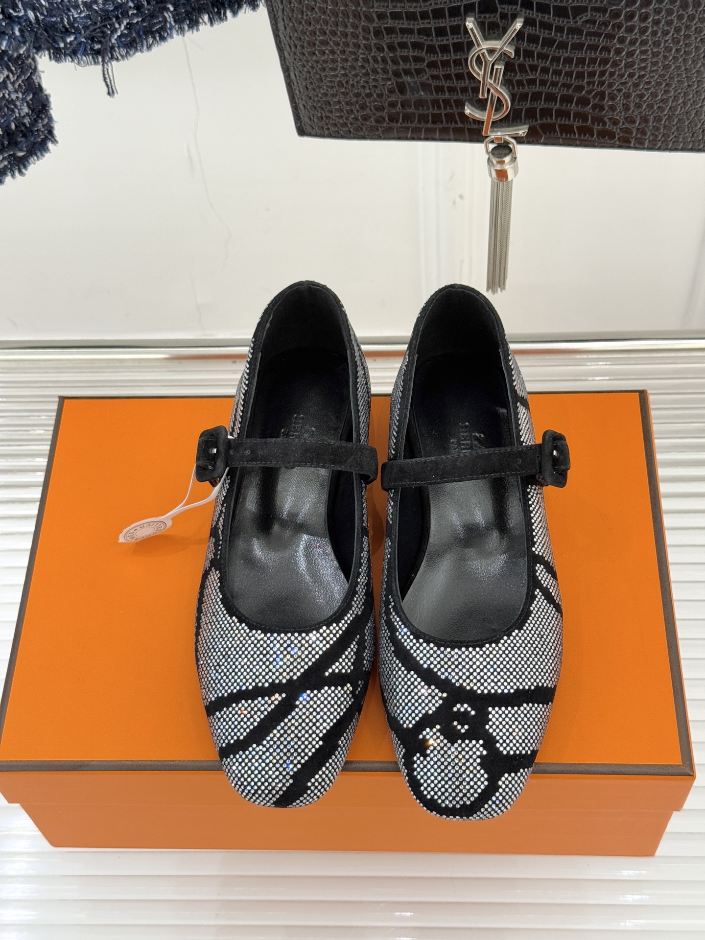 顶版 （配原版飞机盒）Hermès/爱马仕26WF新品水钻玛丽珍鞋承袭爱马仕百年制鞋匠心圆头玛丽珍鞋以经