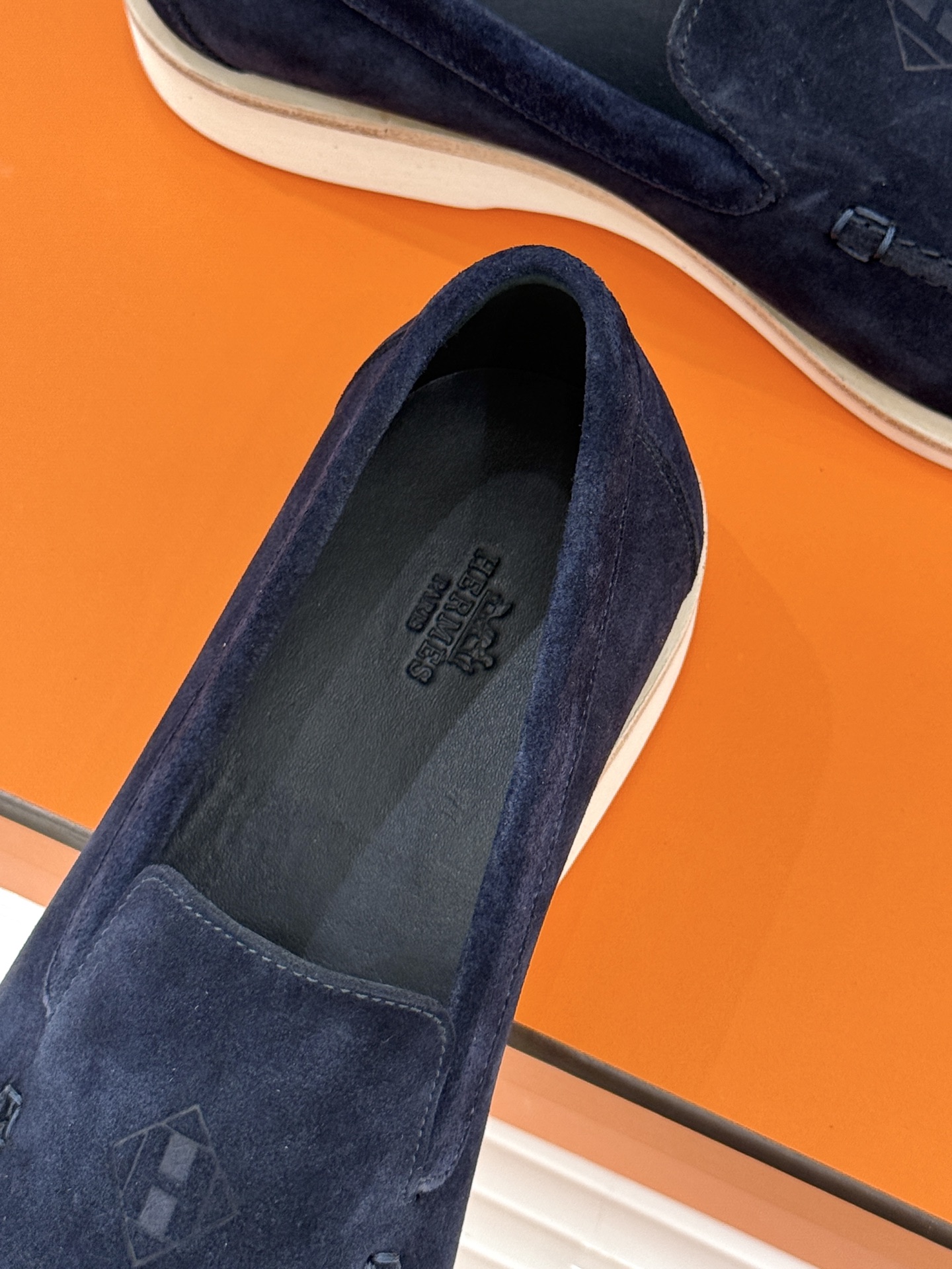 男码＋10Hermès/爱马仕25WF新品复古情侣款乐福鞋爱情—是岁月长河里的熠熠星辰而这双乐福鞋则是这