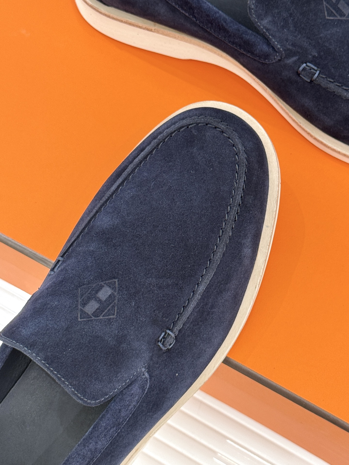 男码＋10Hermès/爱马仕25WF新品复古情侣款乐福鞋爱情—是岁月长河里的熠熠星辰而这双乐福鞋则是这