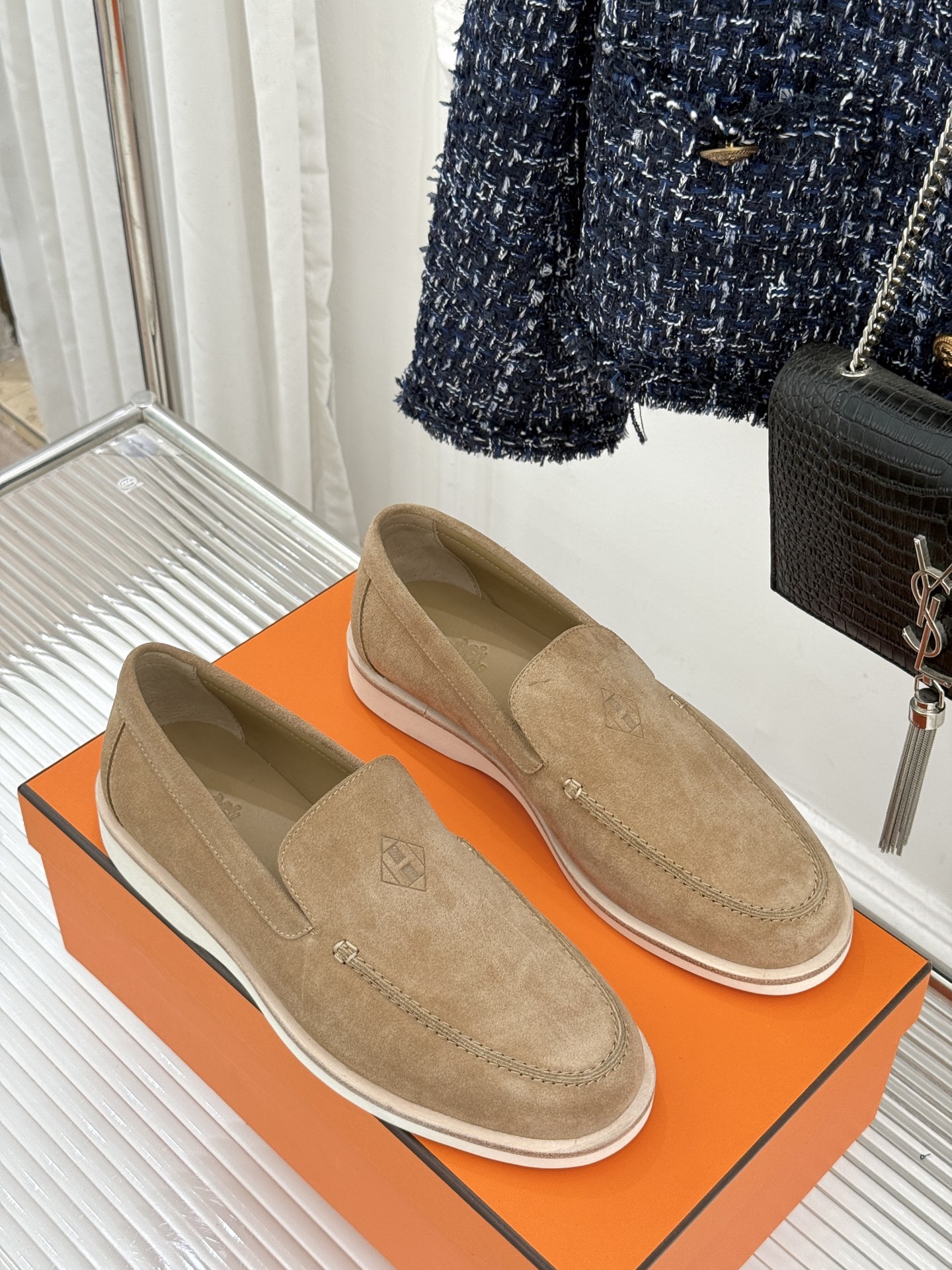 男码＋10Hermès/爱马仕25WF新品复古情侣款乐福鞋爱情—是岁月长河里的熠熠星辰而这双乐福鞋则是这