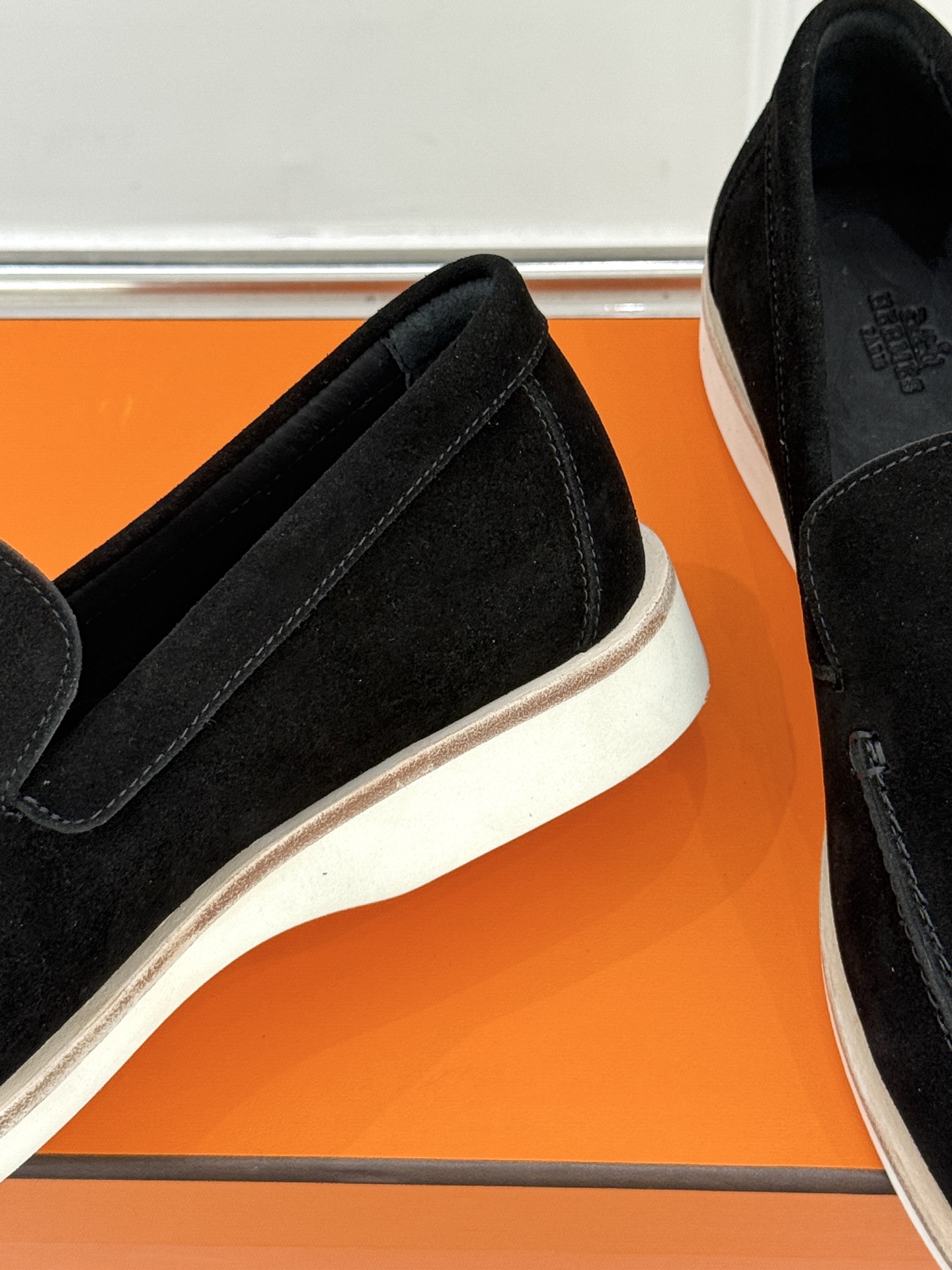 男码＋10Hermès/爱马仕25WF新品复古情侣款乐福鞋爱情—是岁月长河里的熠熠星辰而这双乐福鞋则是这