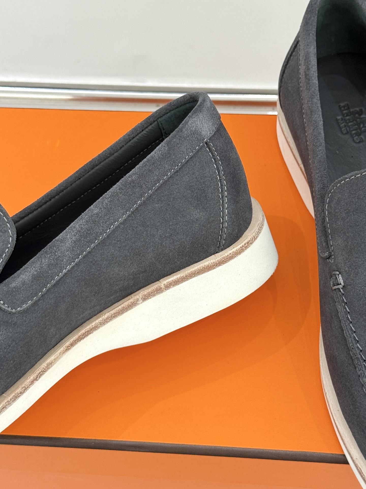 男码＋10Hermès/爱马仕25WF新品复古情侣款乐福鞋爱情—是岁月长河里的熠熠星辰而这双乐福鞋则是这