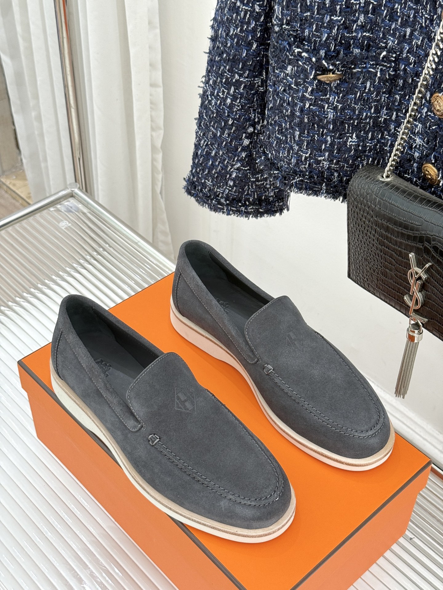 男码＋10Hermès/爱马仕25WF新品复古情侣款乐福鞋爱情—是岁月长河里的熠熠星辰而这双乐福鞋则是这