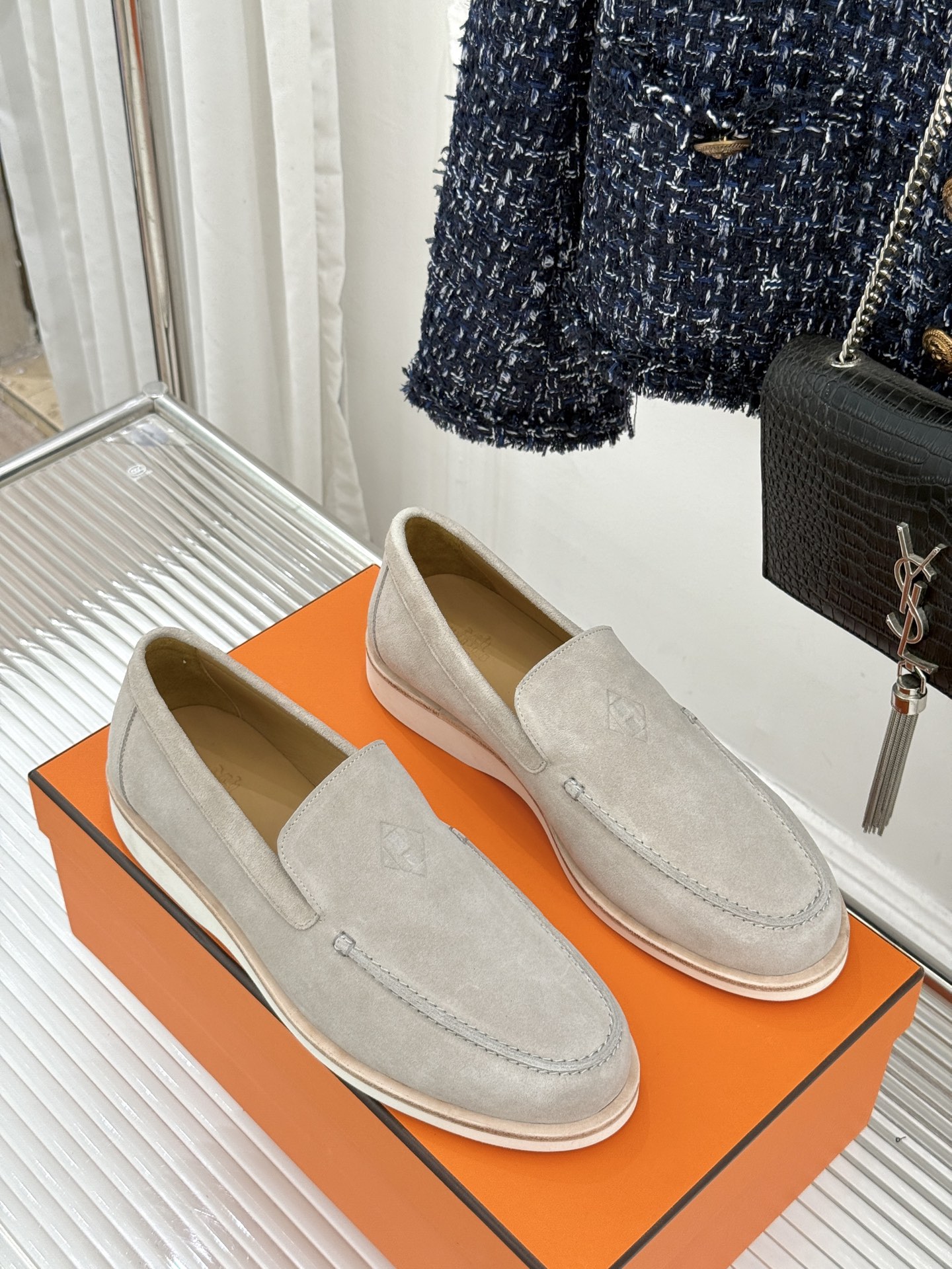 男码＋10Hermès/爱马仕25WF新品复古情侣款乐福鞋爱情—是岁月长河里的熠熠星辰而这双乐福鞋则是这